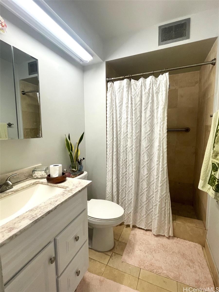 Plaza Hawaii Kai condo # 409, Honolulu, Hawaii - photo 19 of 25