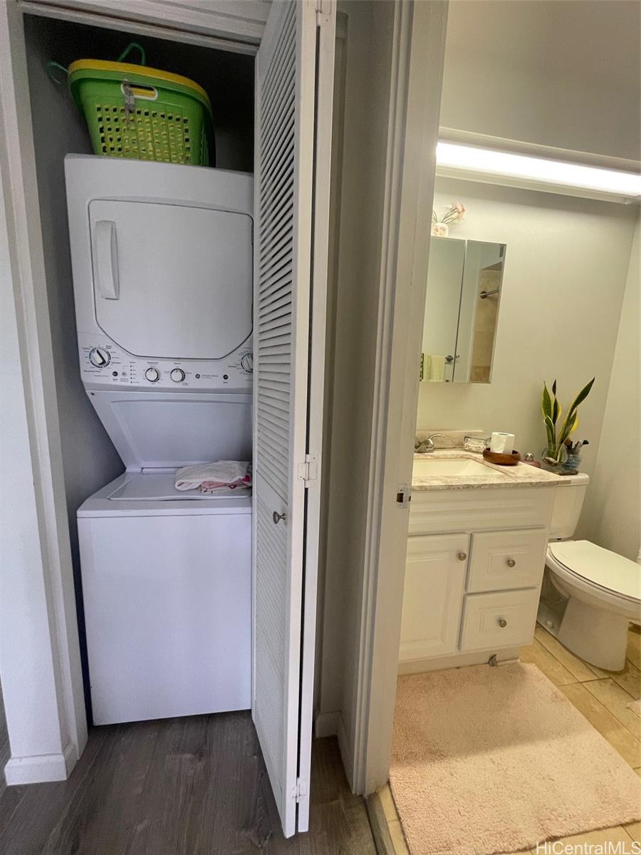 Plaza Hawaii Kai condo # 409, Honolulu, Hawaii - photo 20 of 25