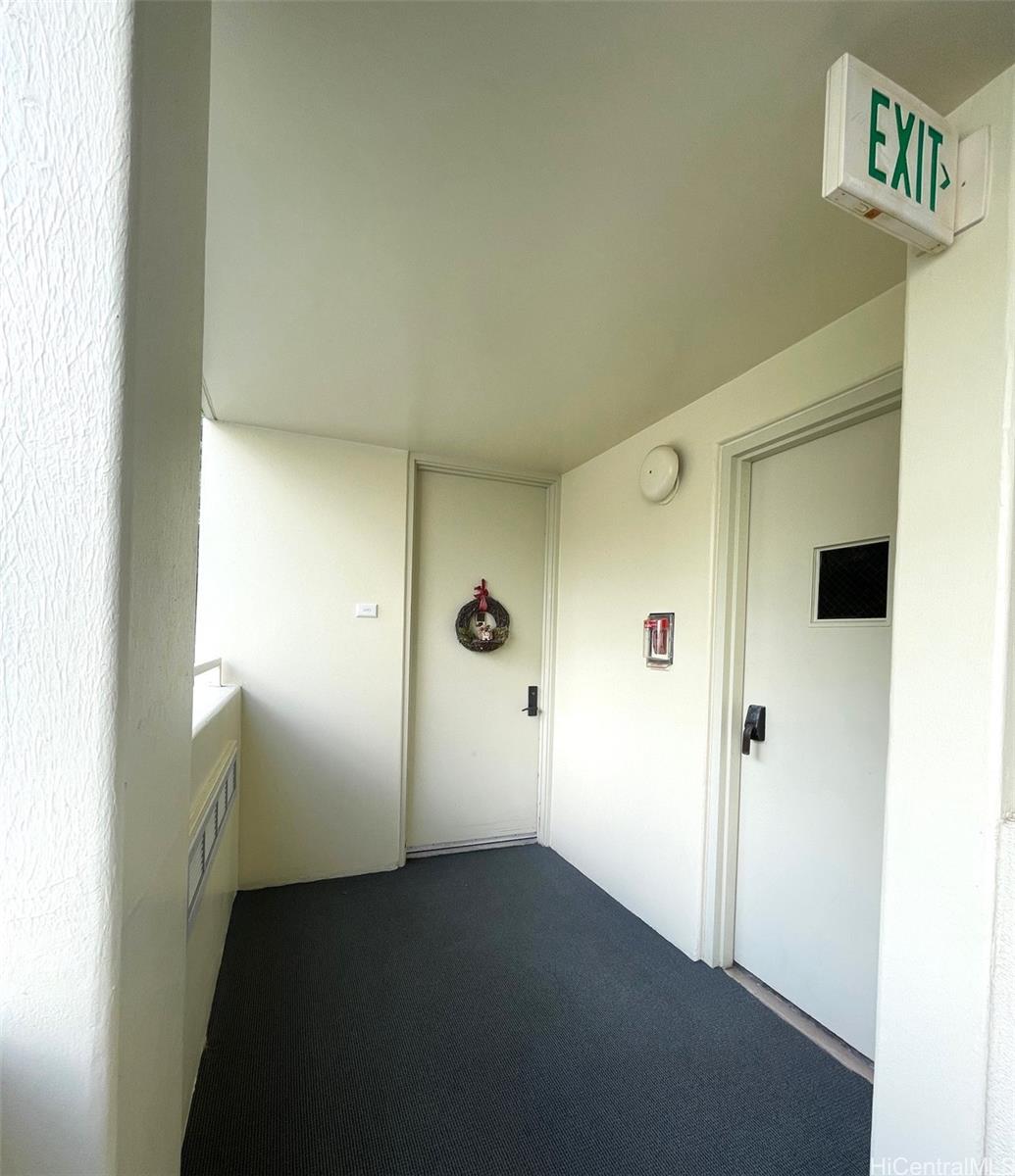 Plaza Hawaii Kai condo # 409, Honolulu, Hawaii - photo 3 of 25