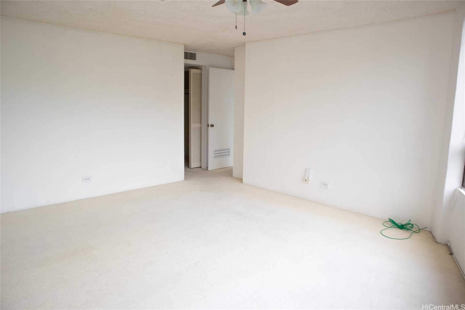 Plaza Hawaii Kai condo # 502, Honolulu, Hawaii - photo 11 of 14