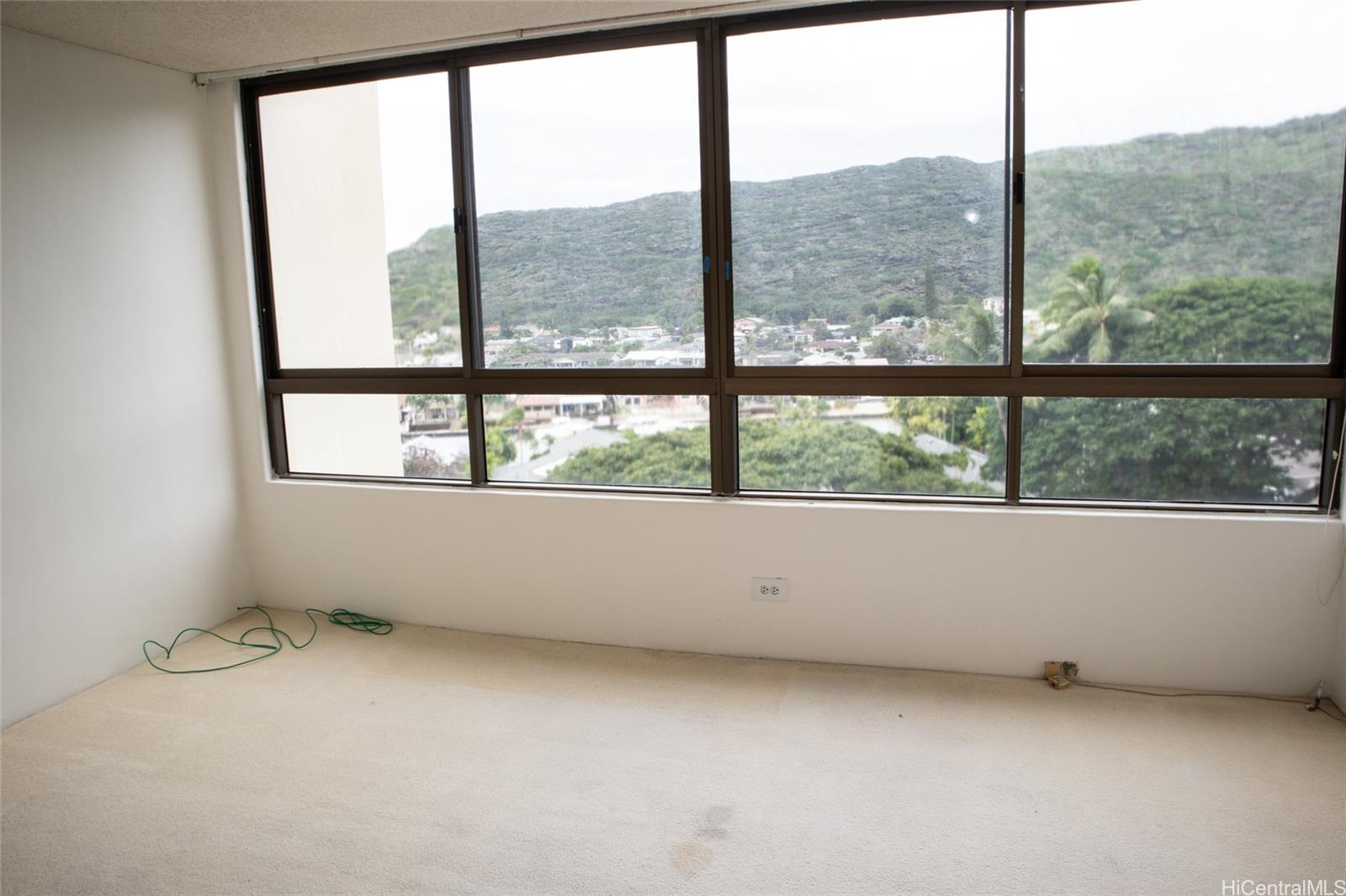 Plaza Hawaii Kai condo # 502, Honolulu, Hawaii - photo 9 of 14