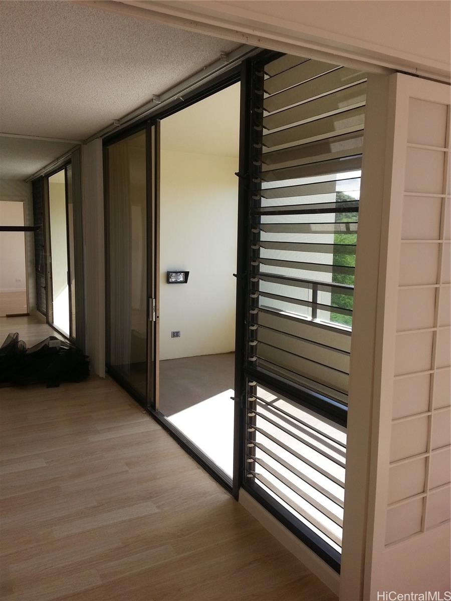 Plaza Hawaii Kai condo # 607, Honolulu, Hawaii - photo 7 of 13