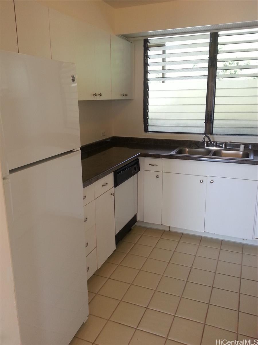 Plaza Hawaii Kai condo # 607, Honolulu, Hawaii - photo 9 of 13