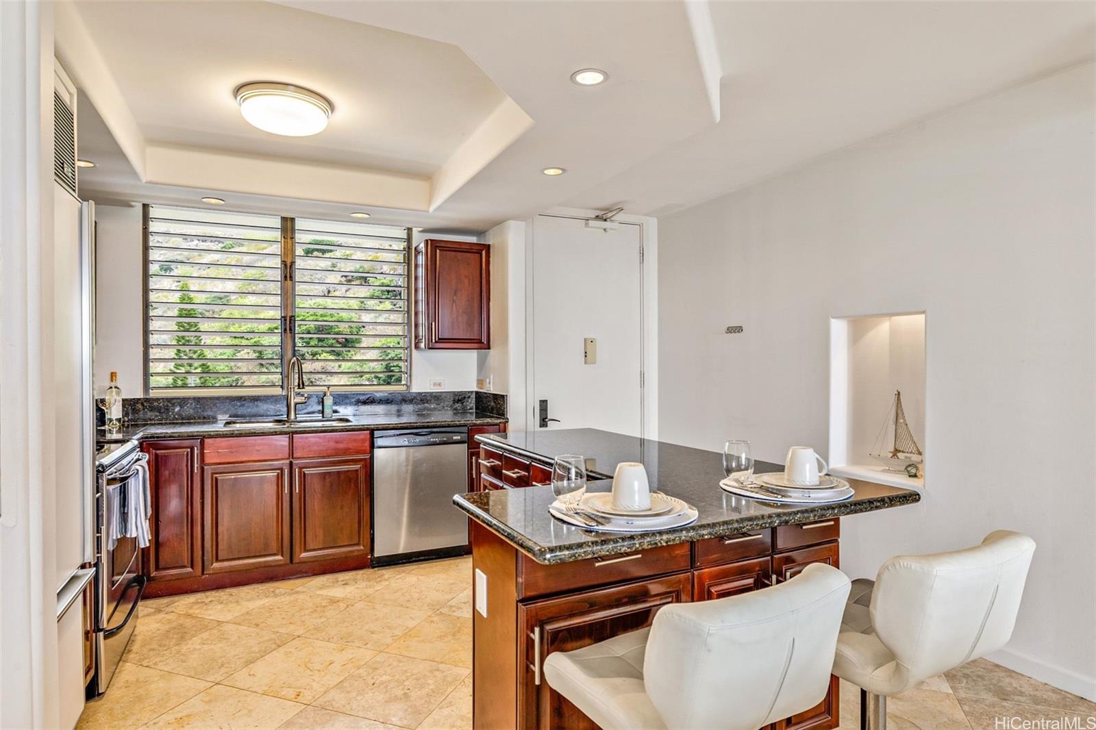 Plaza Hawaii Kai 806, 6770 Hawaii Kai Drive, Honolulu Hahaionelower