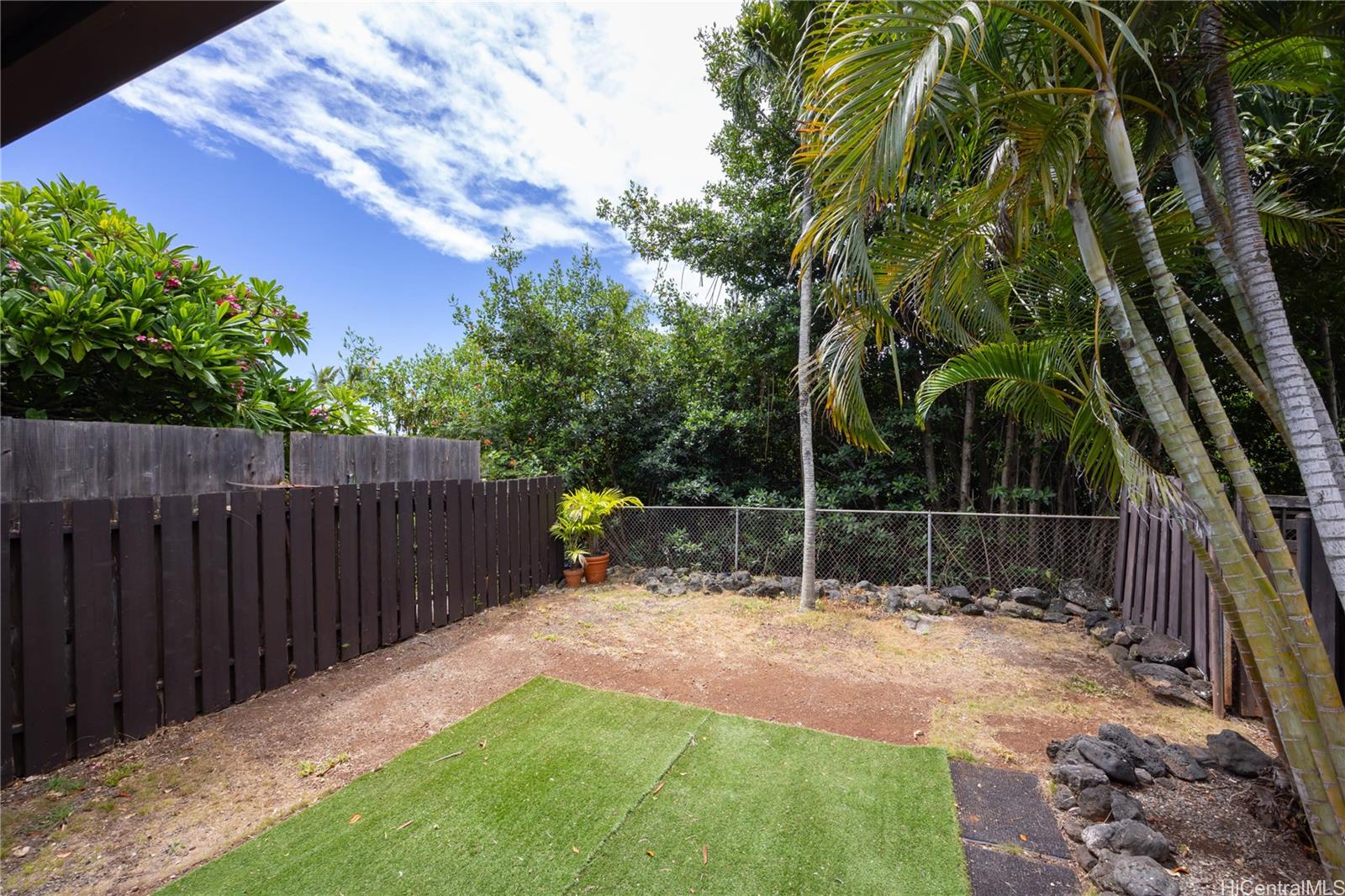 678  Auwina Street Kailua Estates, Kailua home - photo 14 of 25