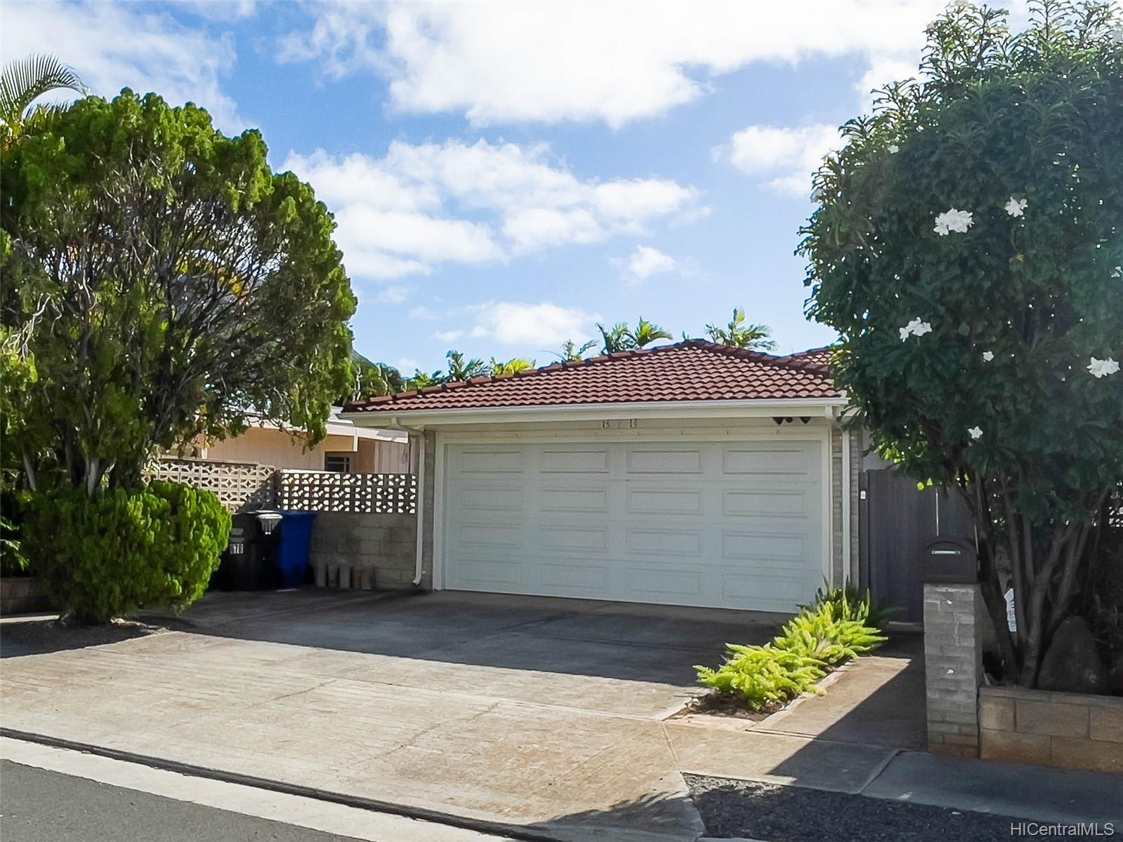 678 Kaumakani Street , Honolulu, Hi 96825 Luna Kai