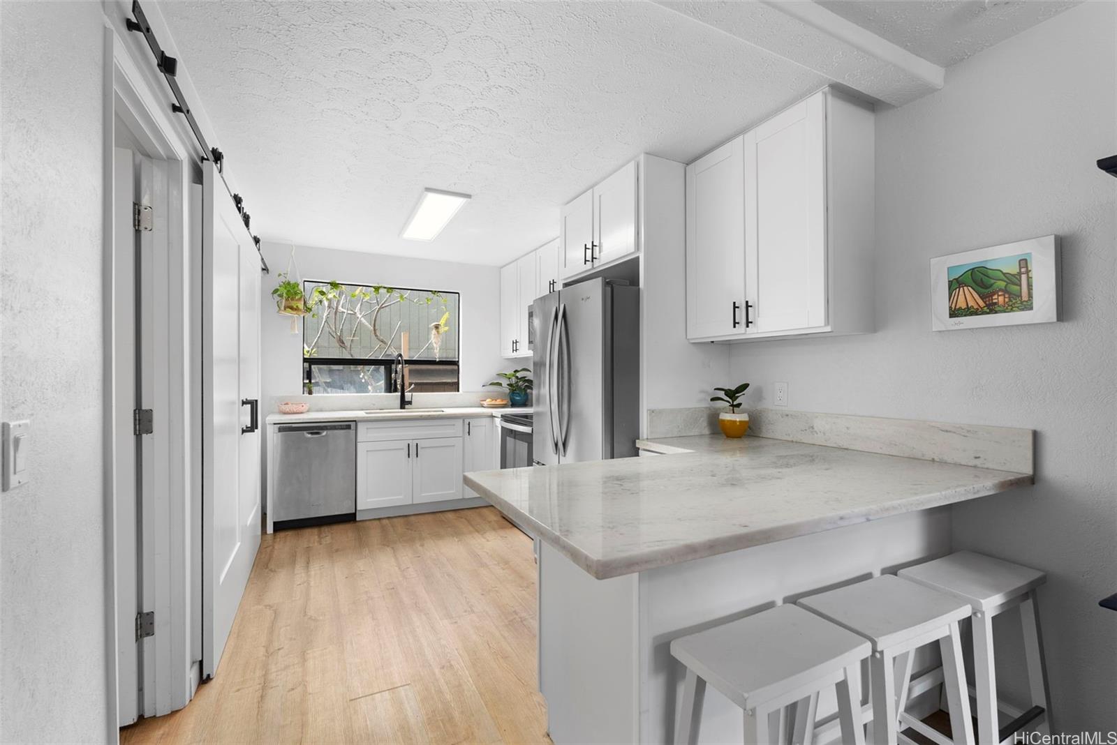 68-037 Apuhihi Street townhouse # A, Waialua, Hawaii - photo 4 of 25