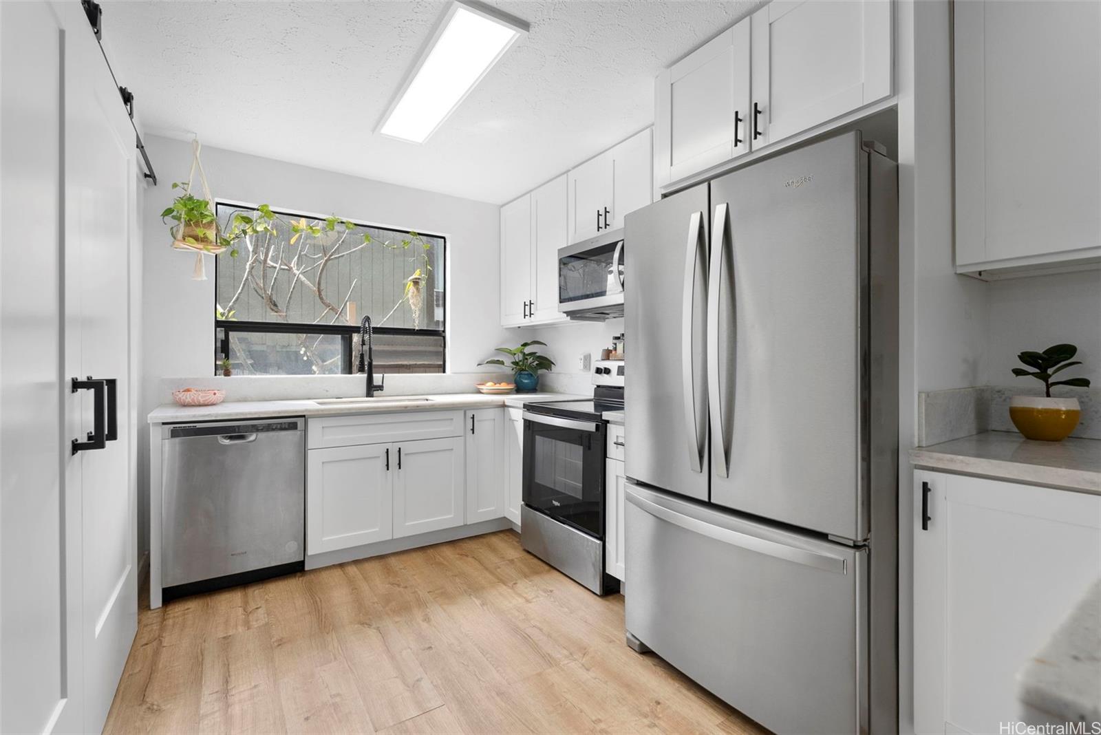 68-037 Apuhihi Street townhouse # A, Waialua, Hawaii - photo 5 of 25