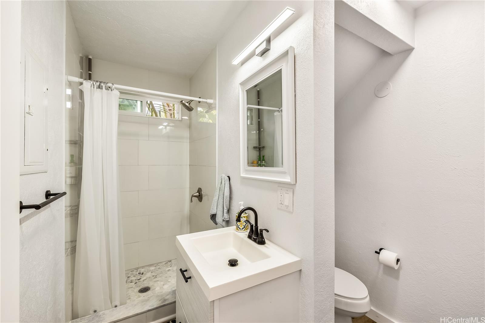 Waialua Palms condo # B, Waialua, Hawaii - photo 18 of 25