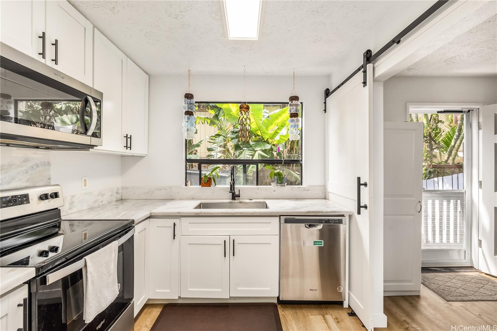 Waialua Palms condo # B, Waialua, Hawaii - photo 19 of 25