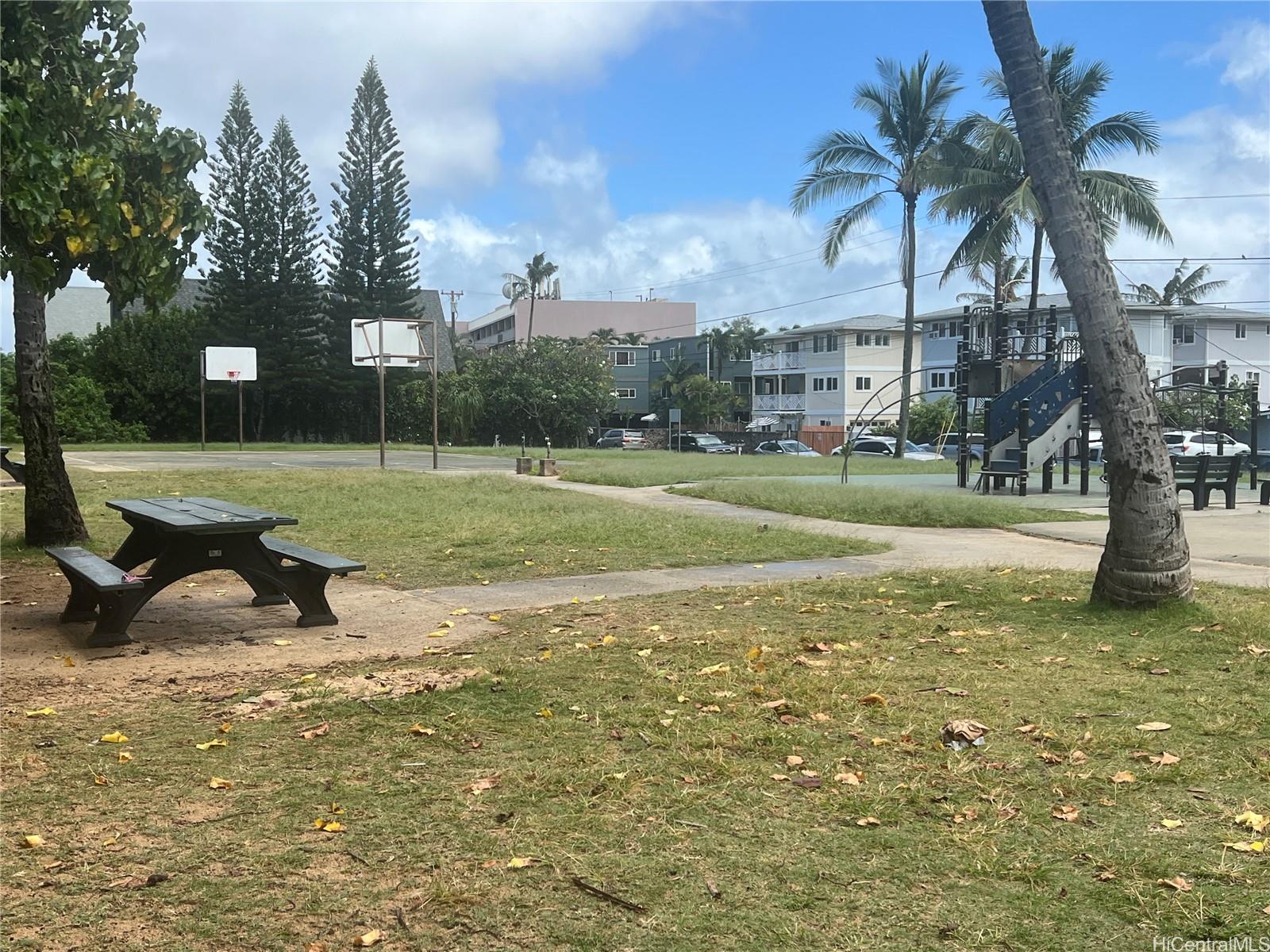 68-046  Apuhihi Street Waialua, North Shore home - photo 14 of 18