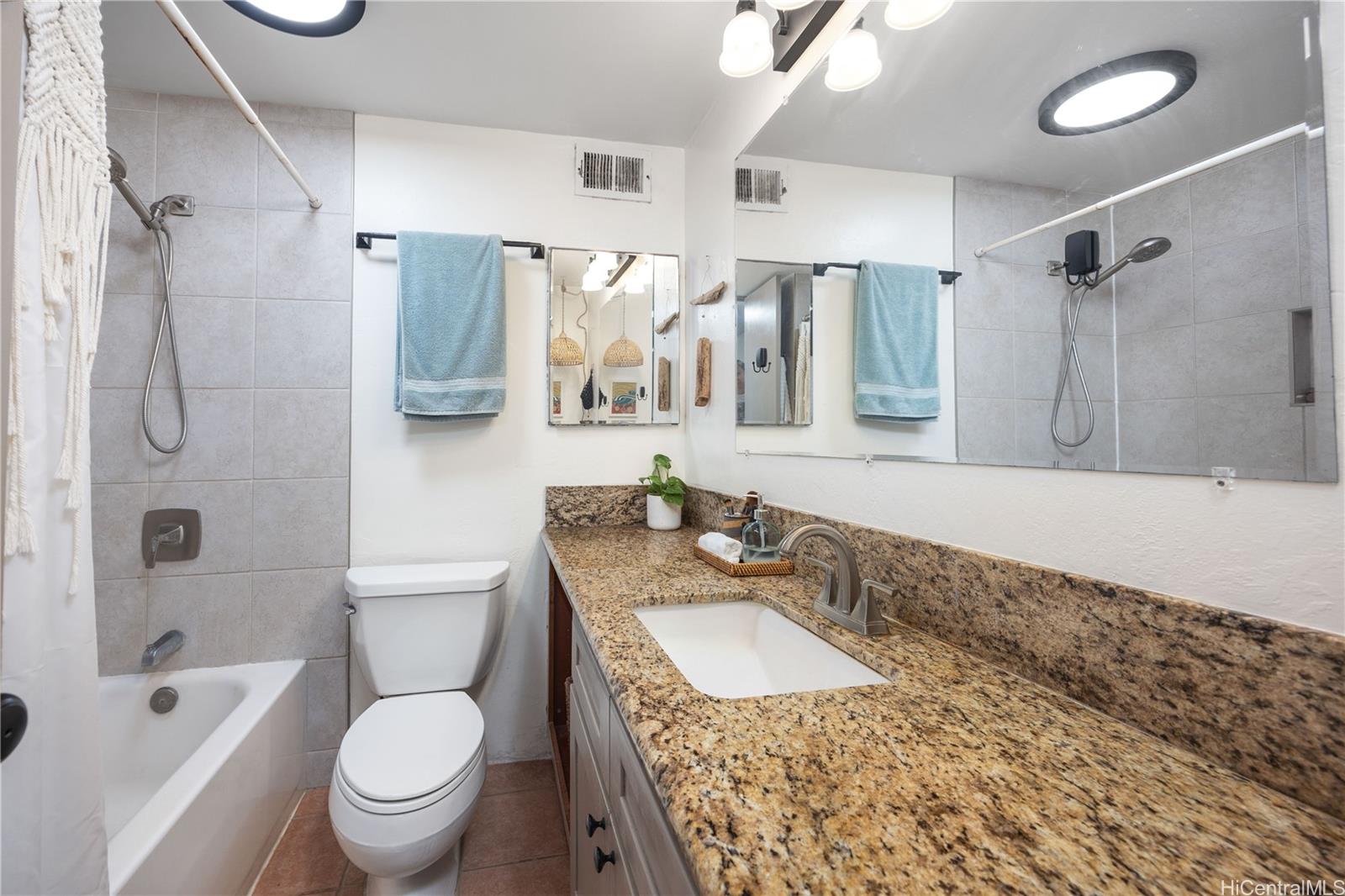 Ono Vista condo # E304, Waialua, Hawaii - photo 20 of 24