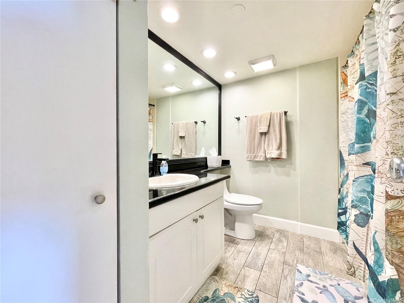 Sunset Shores condo # 403, Waialua, Hawaii - photo 17 of 17