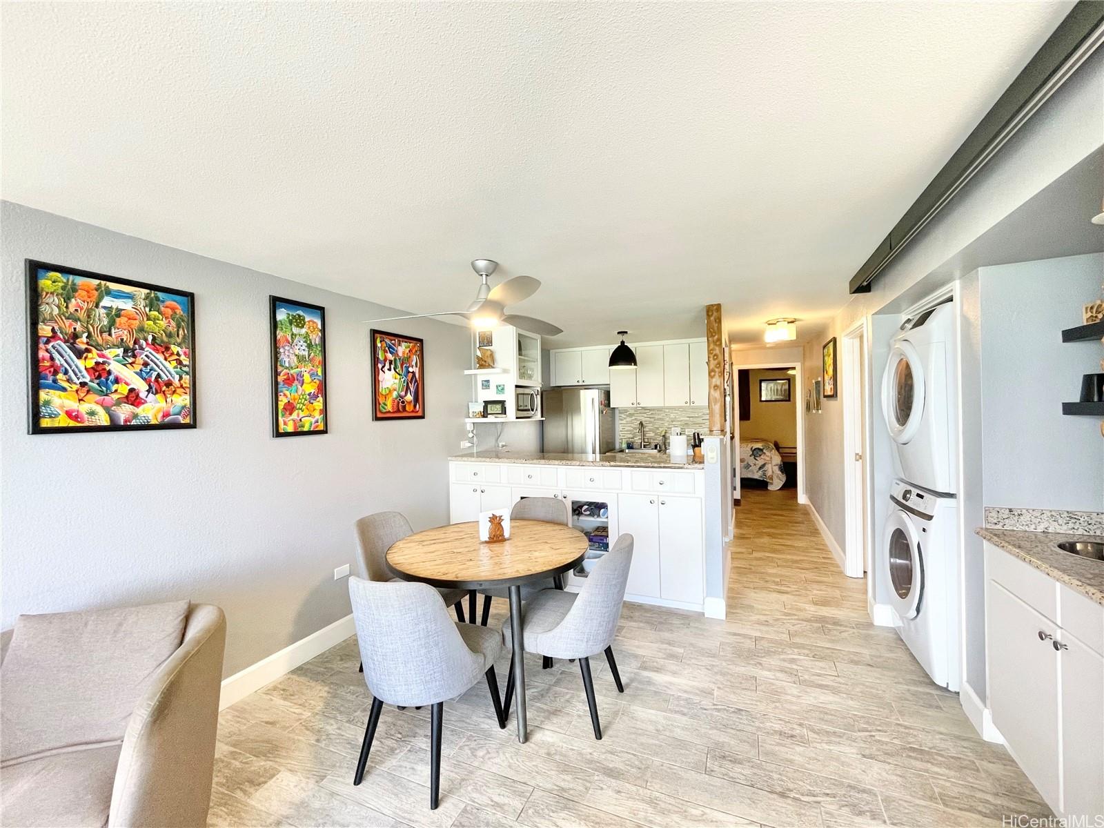 Sunset Shores condo # 403, Waialua, Hawaii - photo 6 of 17