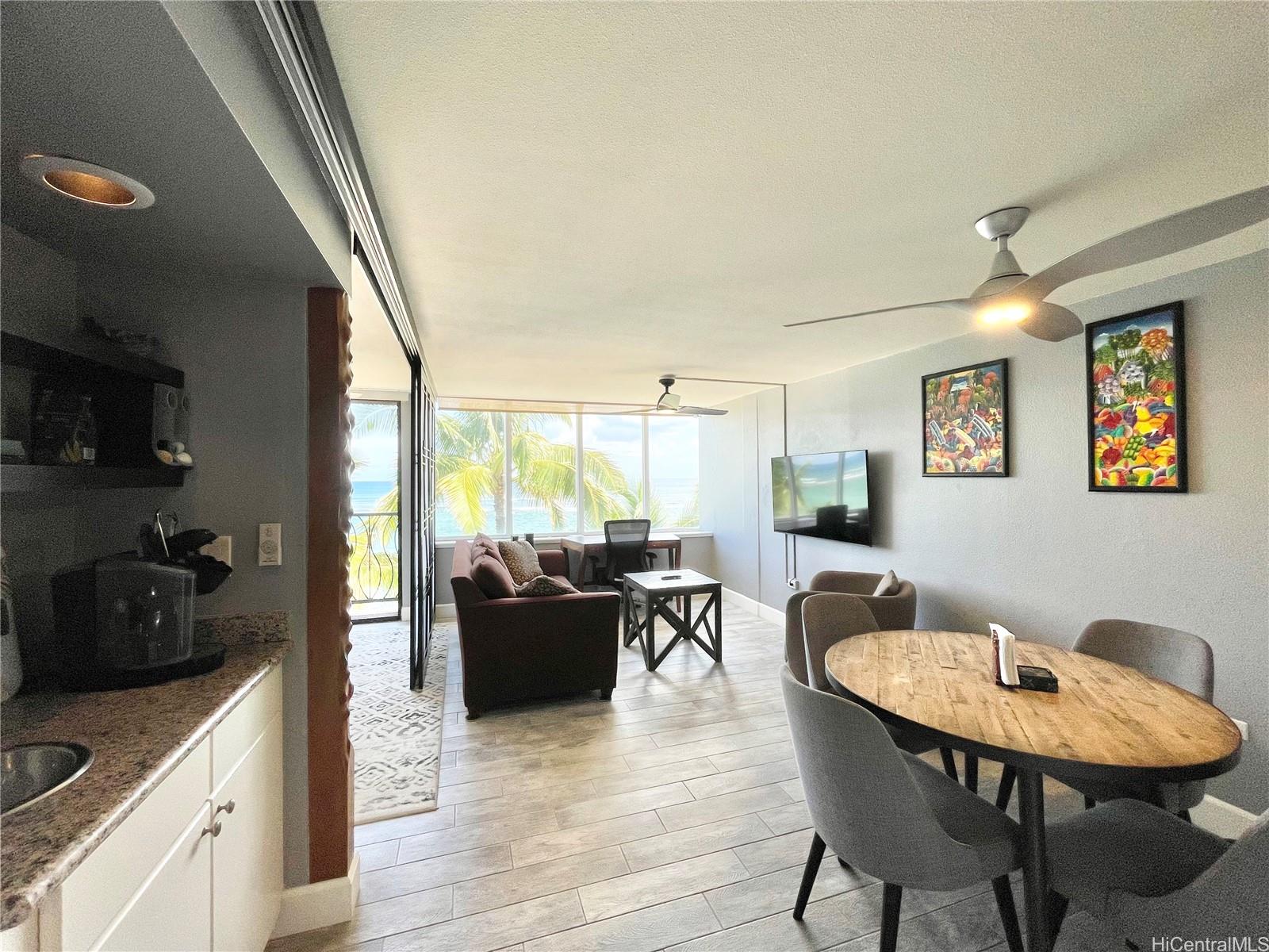 Sunset Shores condo # 403, Waialua, Hawaii - photo 8 of 17