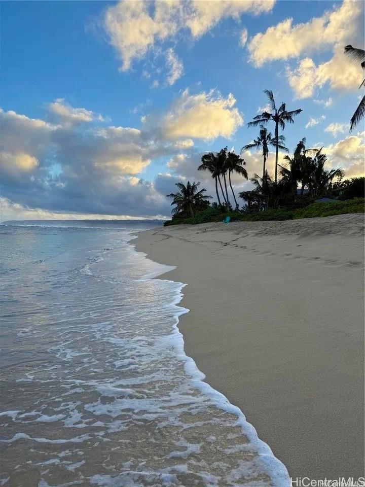 68-235  Au Street Waialua, North Shore home - photo 2 of 23