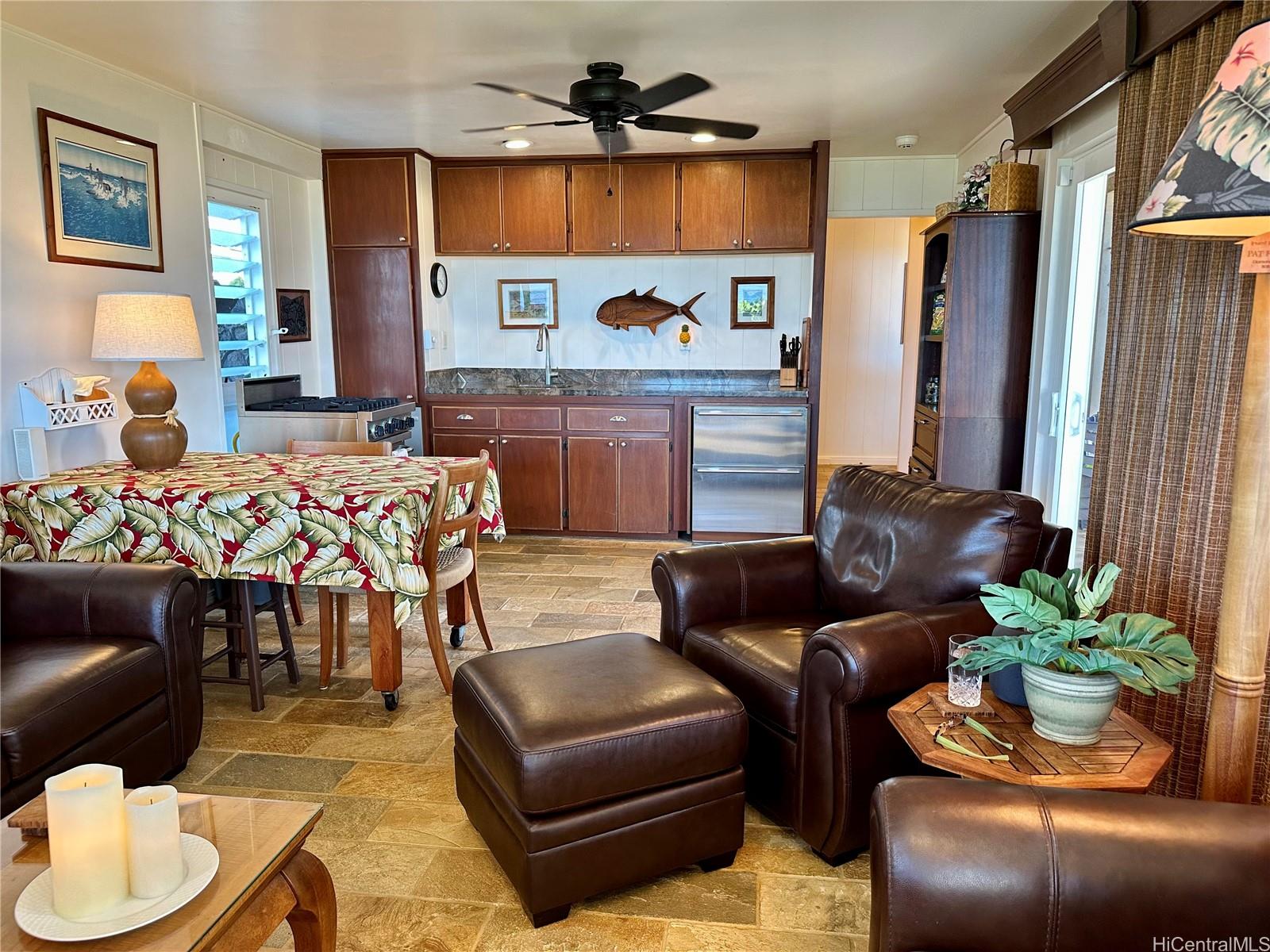 68-235  Au Street Waialua, North Shore home - photo 18 of 23