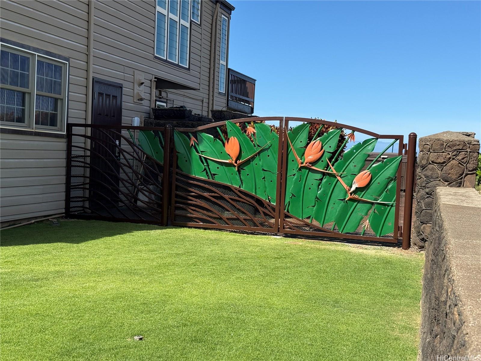 68-235  Au Street Waialua, North Shore home - photo 22 of 24