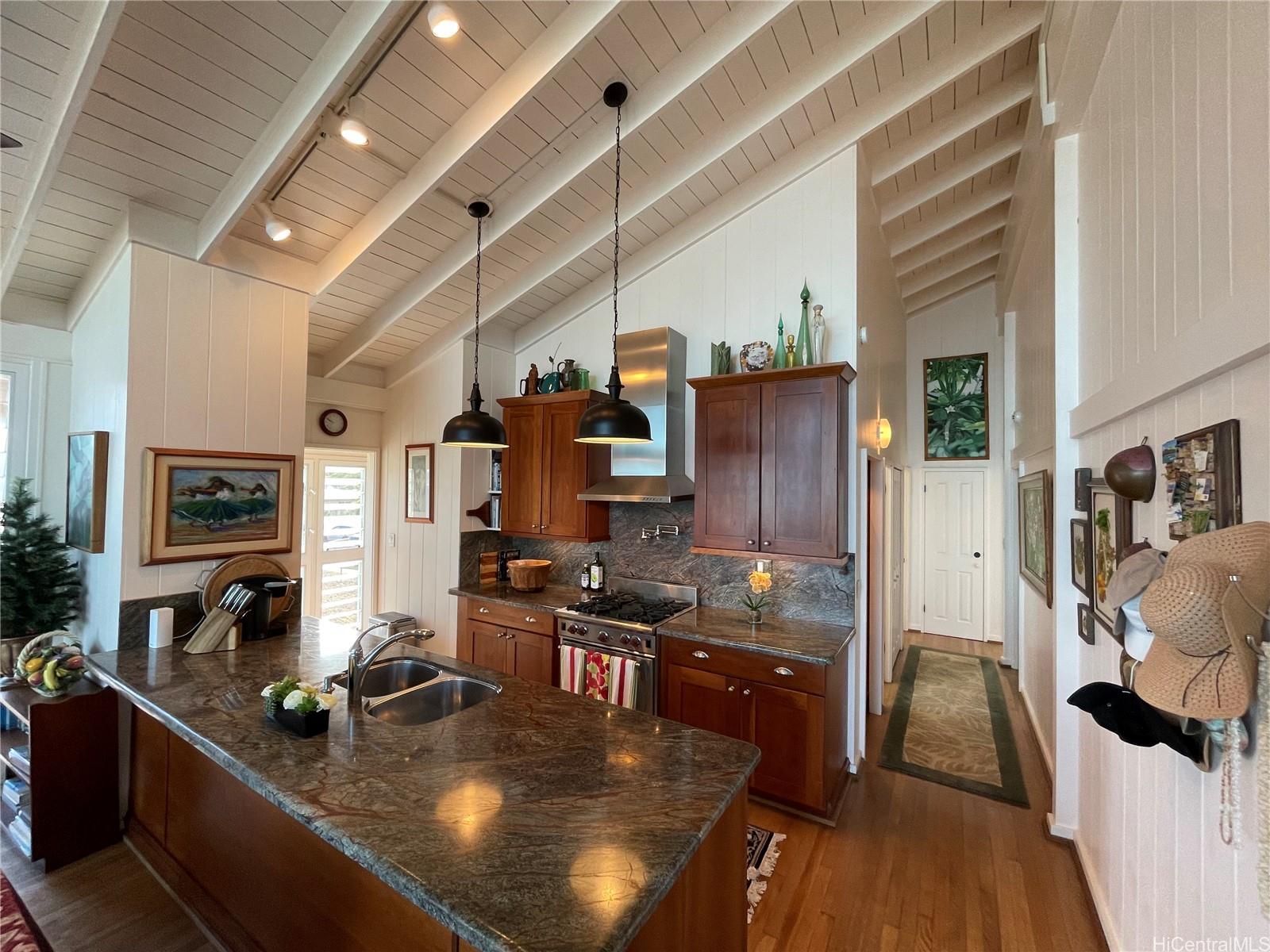 68-235  Au St Waialua, North Shore home - photo 8 of 25