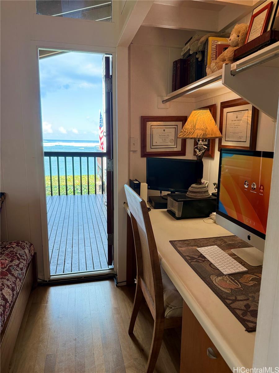 68-235  Au Street Waialua, North Shore home - photo 9 of 23