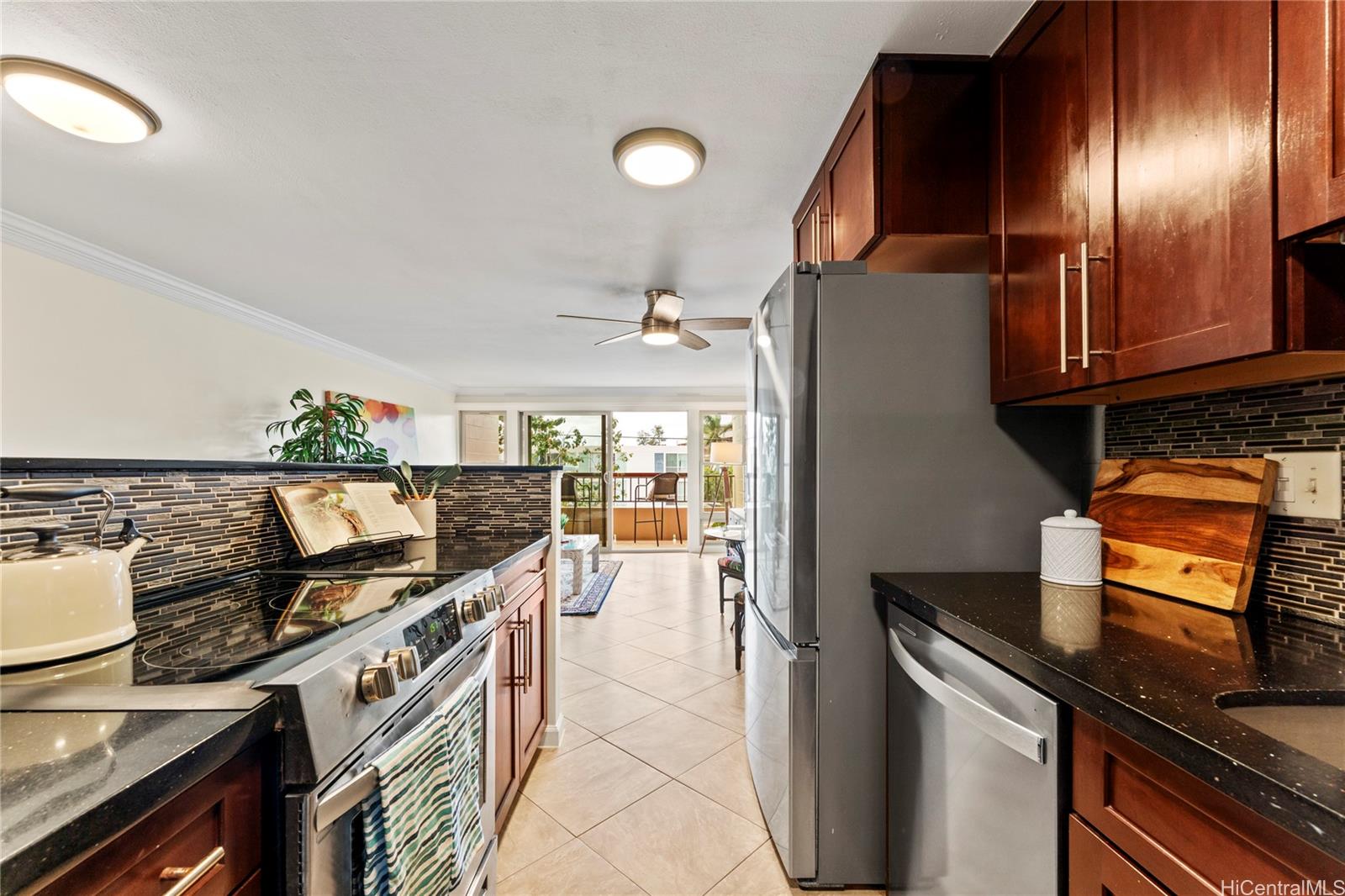 Ono Vista condo # 303, Waialua, Hawaii - photo 10 of 25