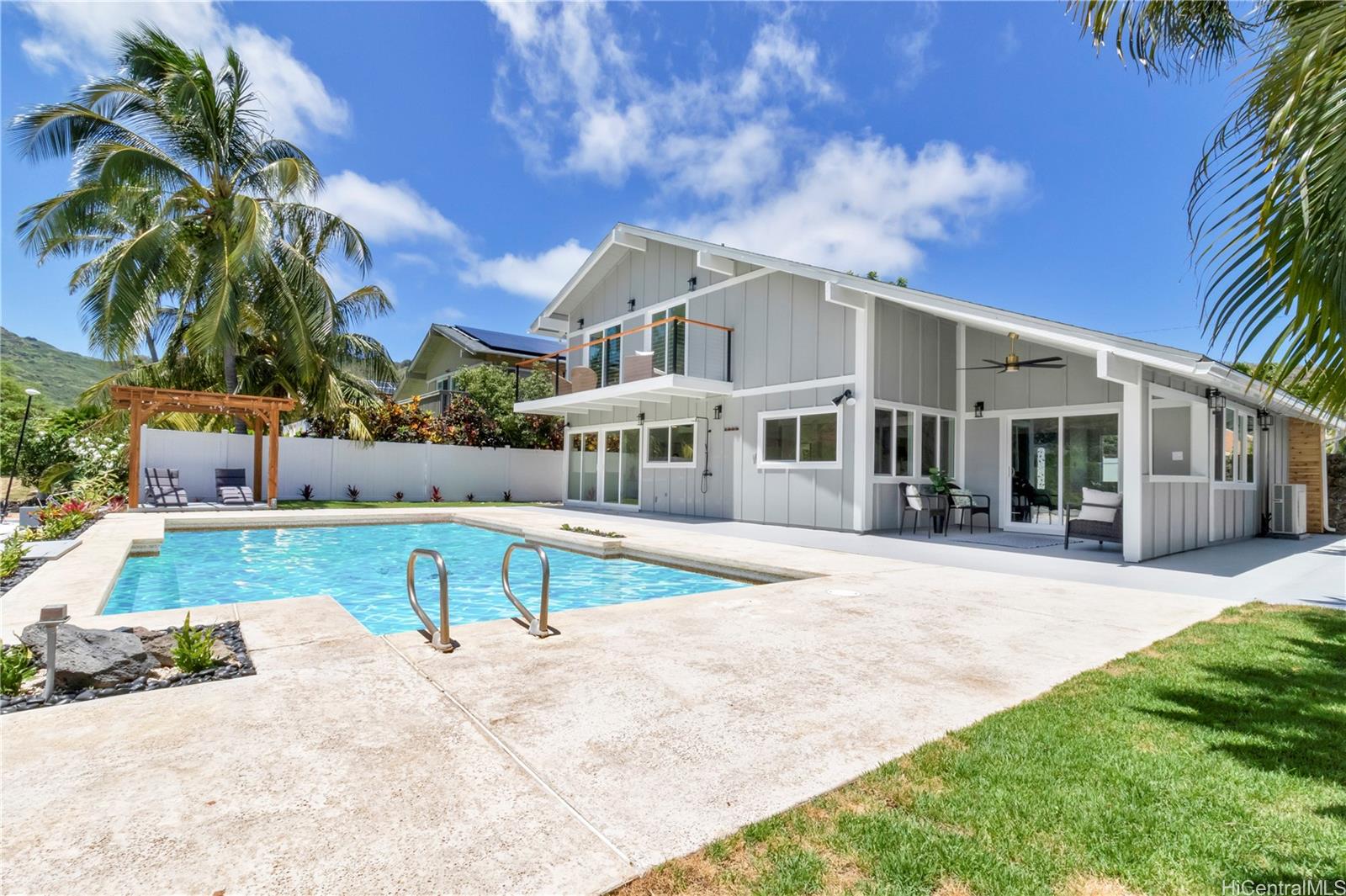 6847 Niumalu Loop Honolulu - Rental - photo 2 of 25