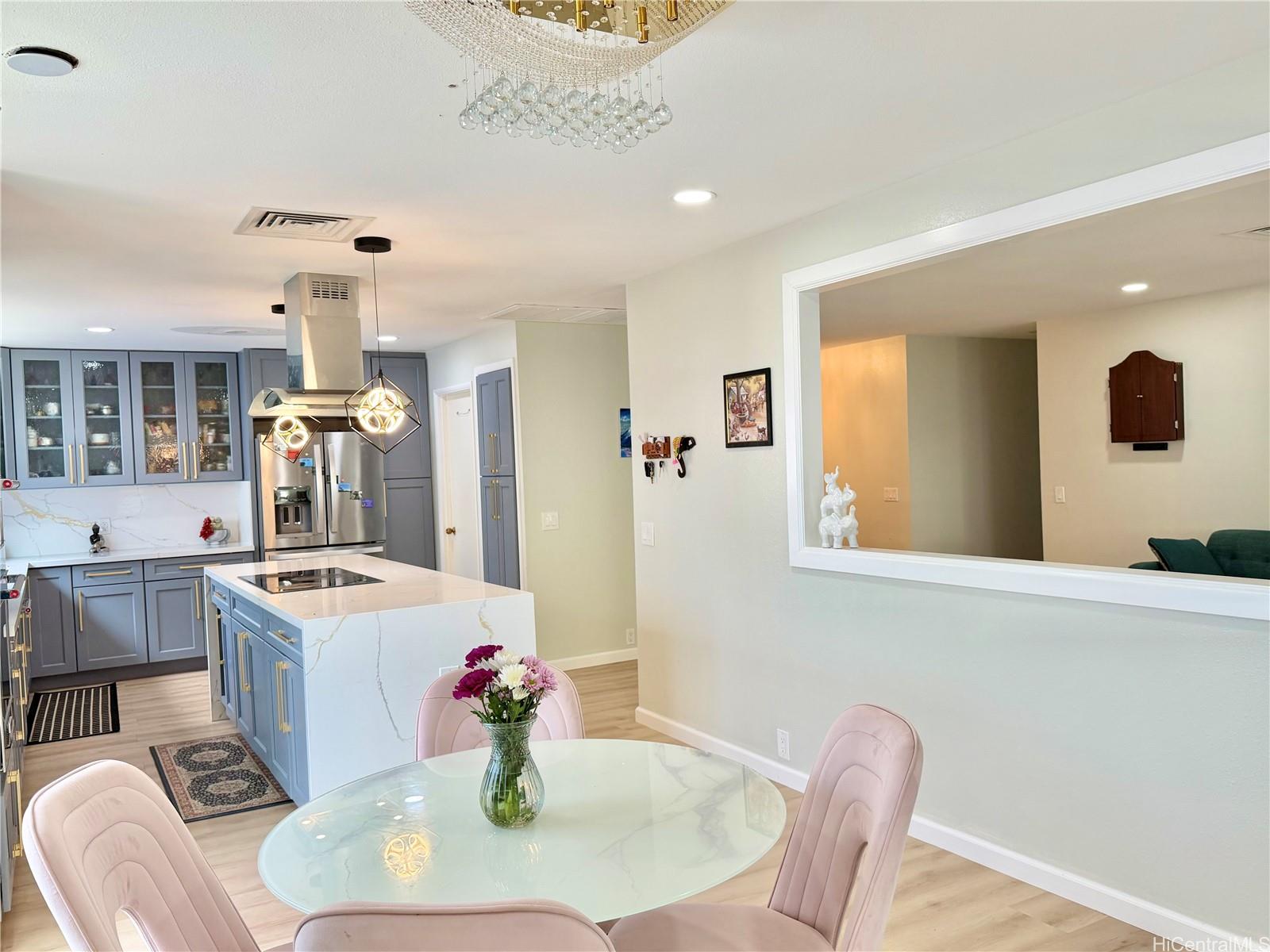 685  Kealahou Street Kalama Valley, Hawaii Kai home - photo 12 of 24