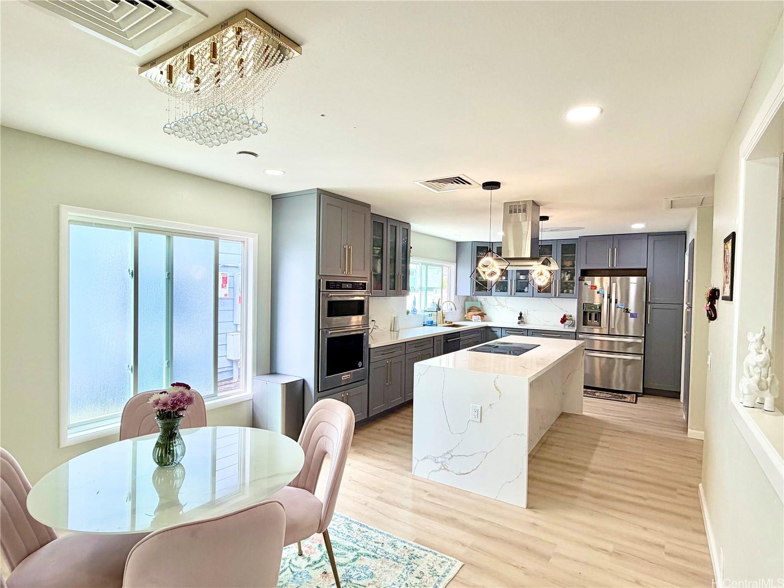 685  Kealahou Street Kalama Valley, Hawaii Kai home - photo 14 of 24