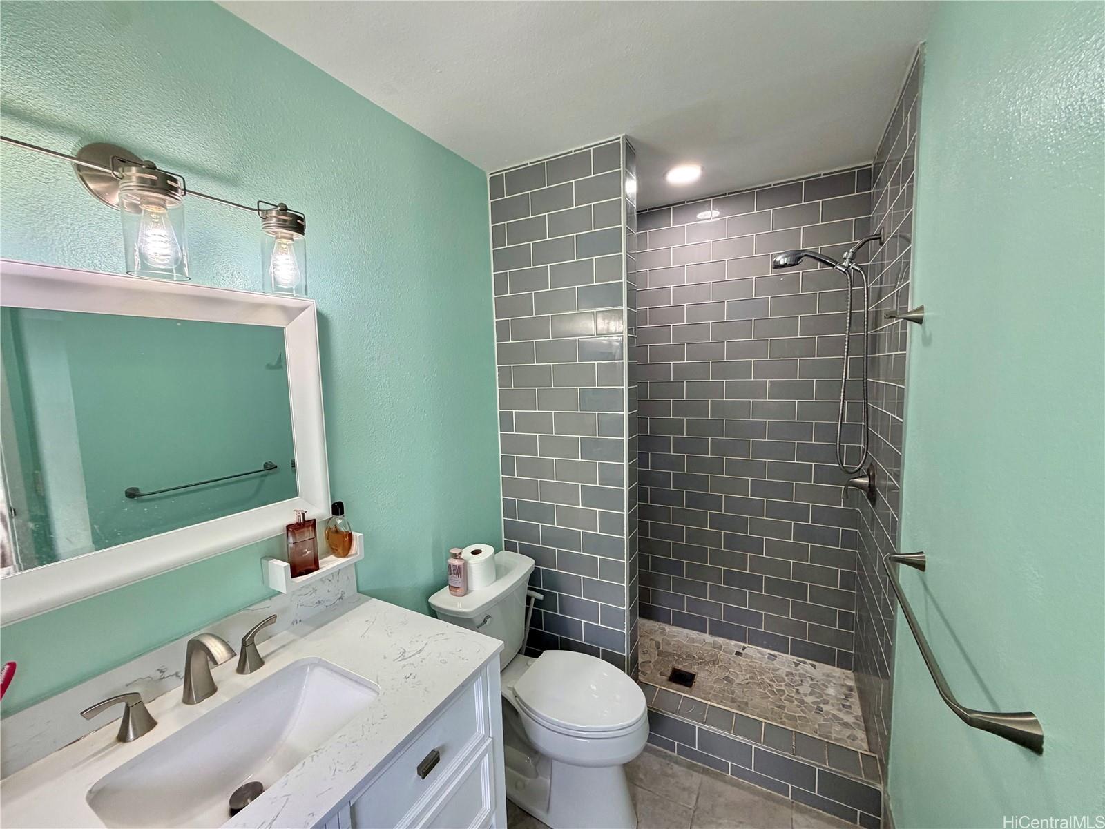 685  Kealahou Street Kalama Valley, Hawaii Kai home - photo 20 of 24