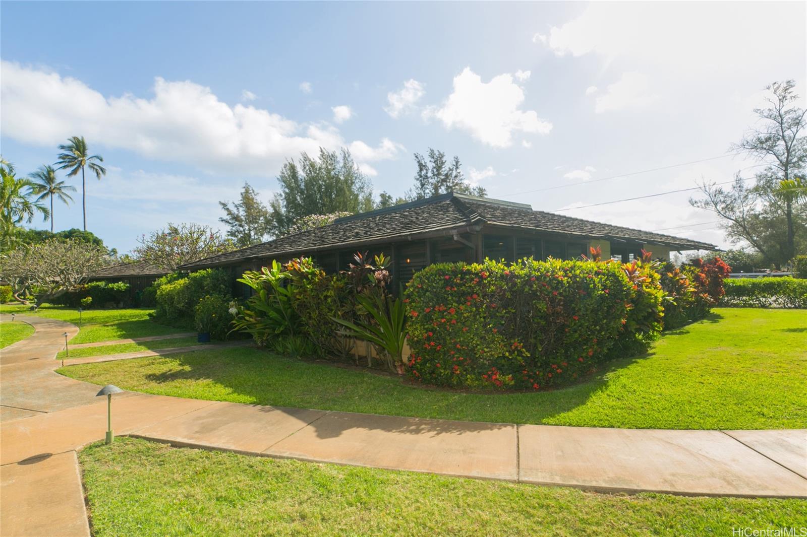68615 Farrington Hwy 1B Waialua Hawaii Rental Mokuleia Beach Colony