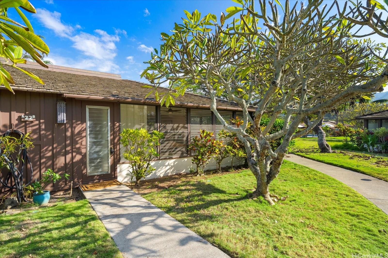 Mokuleia Beach Colony condo # 22B, Waialua, Hawaii - photo 2 of 25