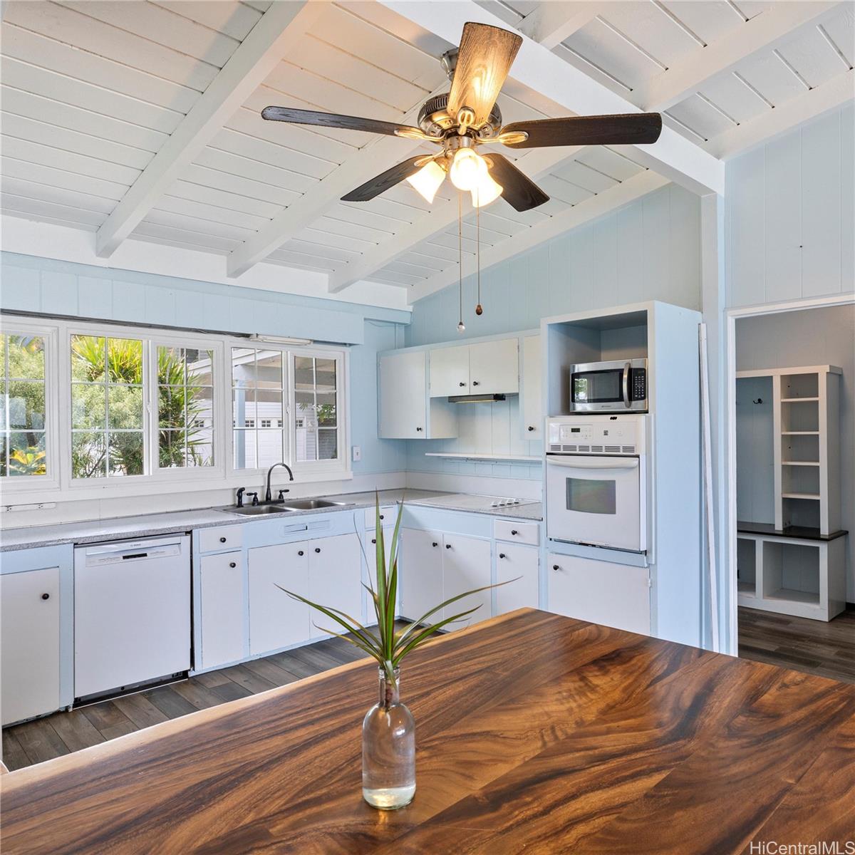 68-667  Hoomana Place Mokuleia, North Shore home - photo 8 of 25