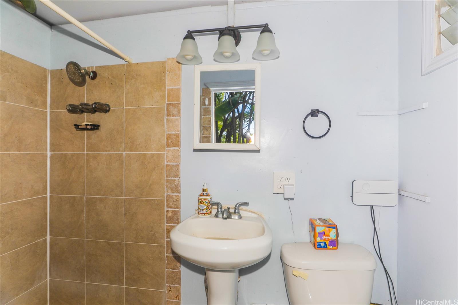 68-669  Farrington Hwy Mokuleia, North Shore home - photo 20 of 25