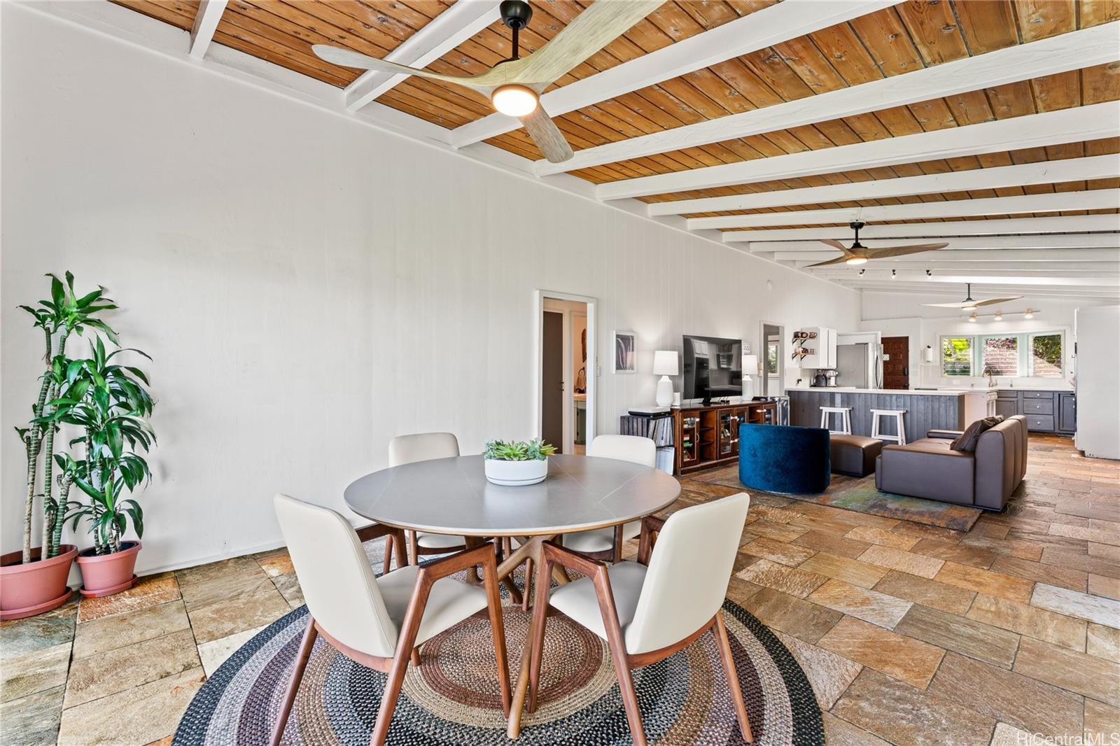 68-687  Farrington Hwy Mokuleia, North Shore home - photo 16 of 25