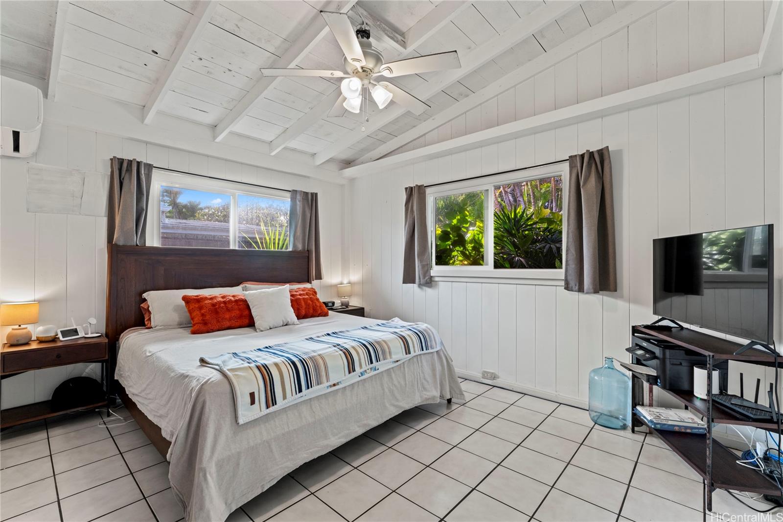 68-687  Farrington Hwy Mokuleia, North Shore home - photo 5 of 25