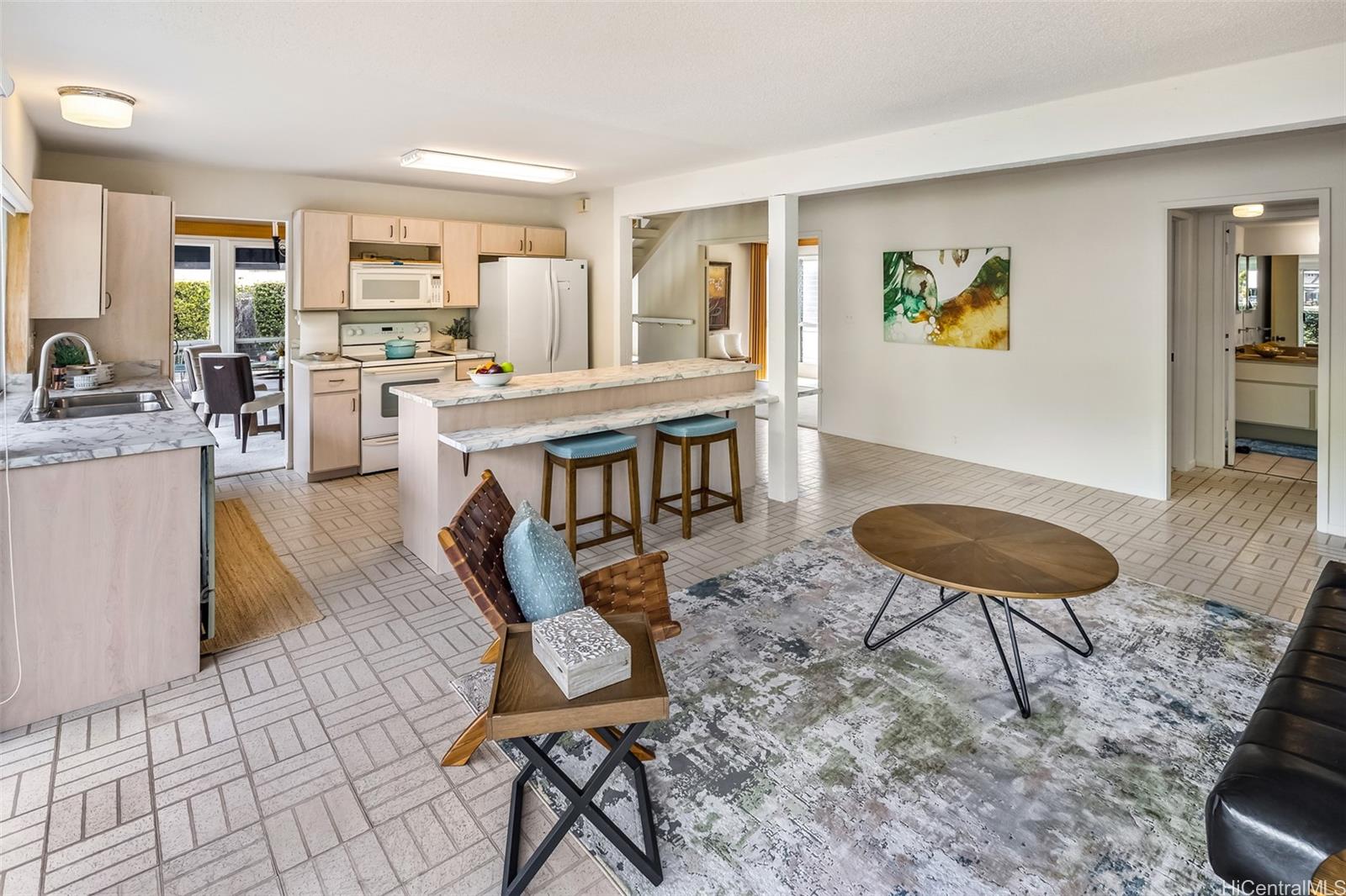 6889  Niumalu Loop Mariners Cove, Hawaii Kai home - photo 14 of 25