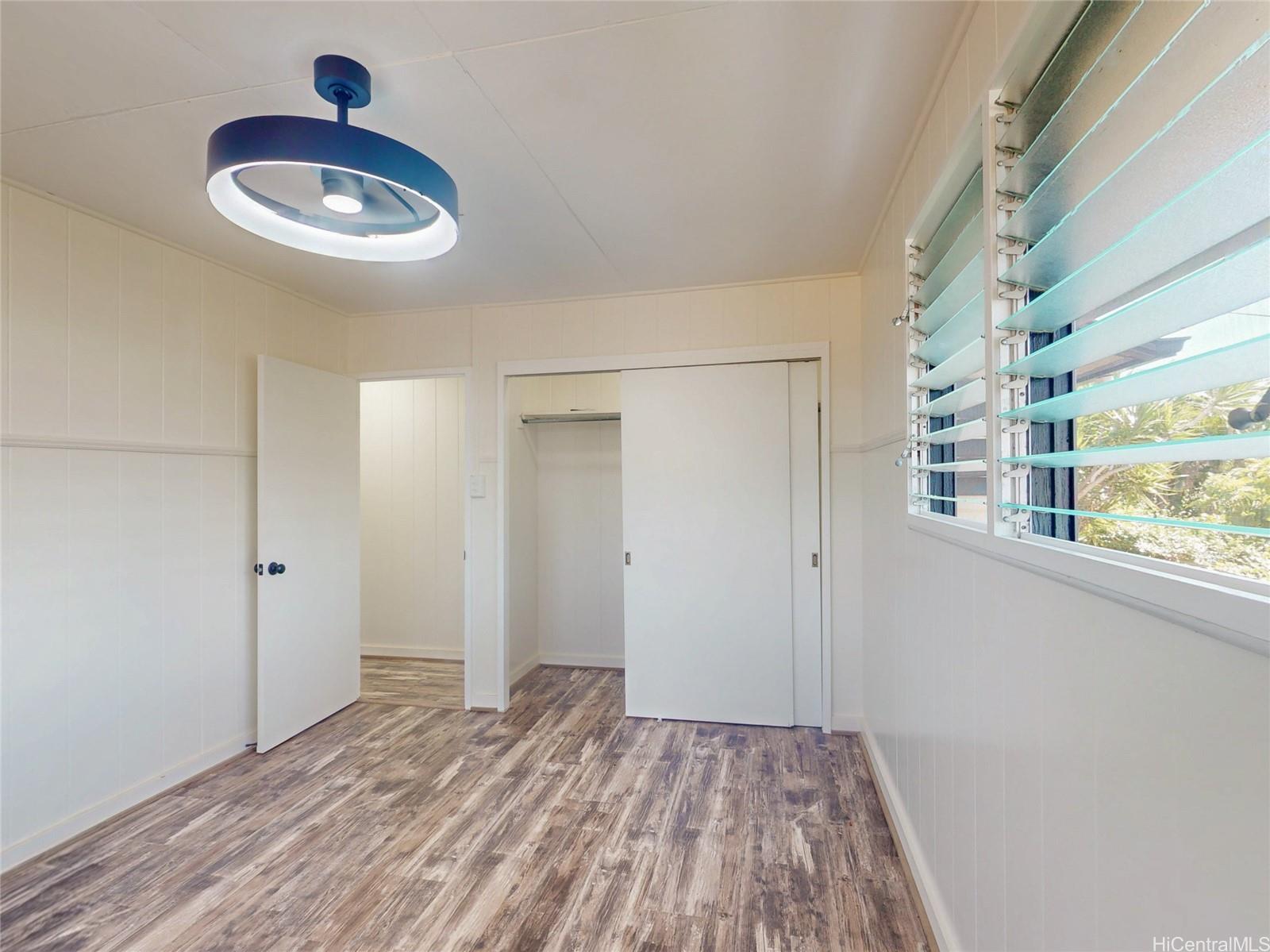 696  Kuakini Street Liliha, Honolulu home - photo 8 of 10