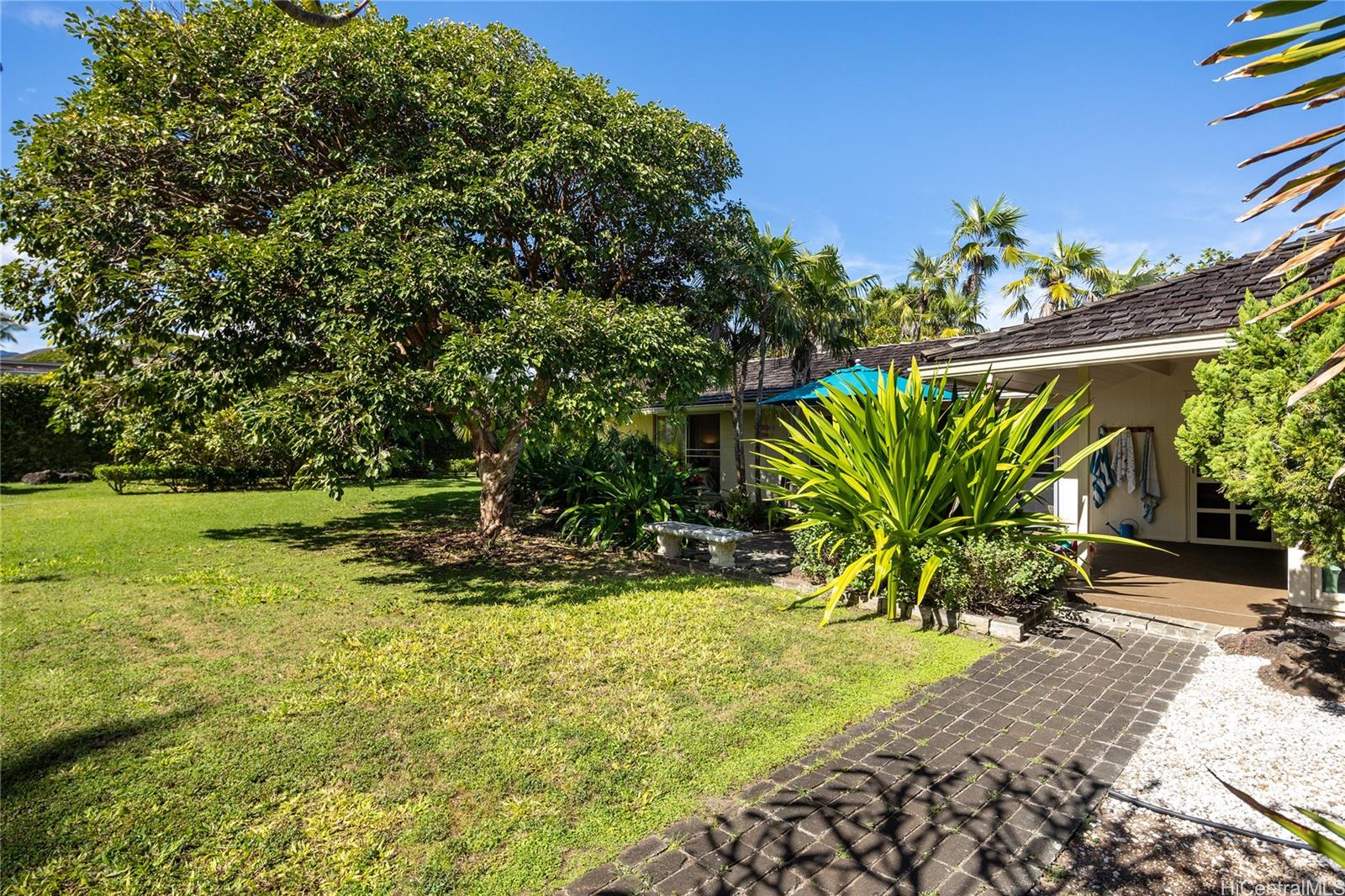 70  L'Orange Place Beachside, Kailua home - photo 19 of 25