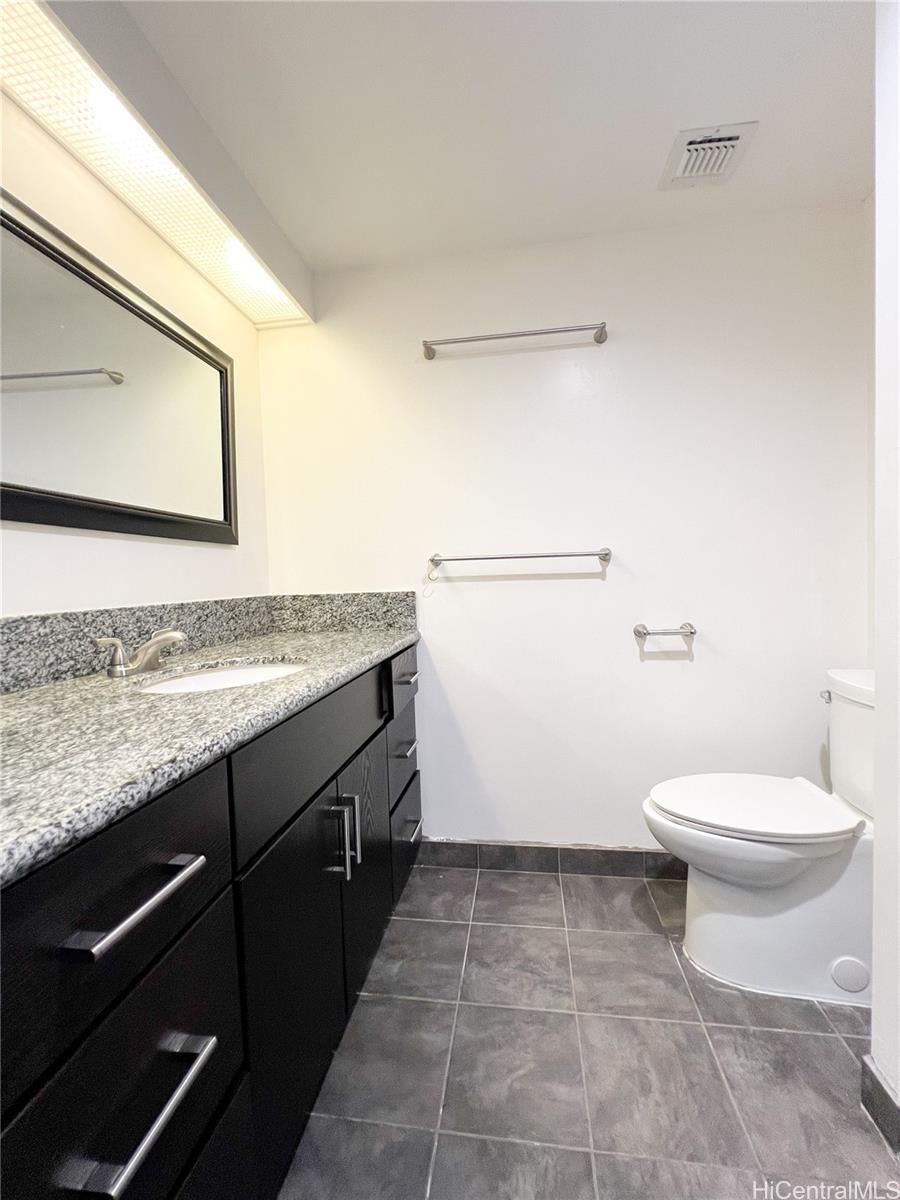 700 Richards Street Honolulu - Rental - photo 21 of 23