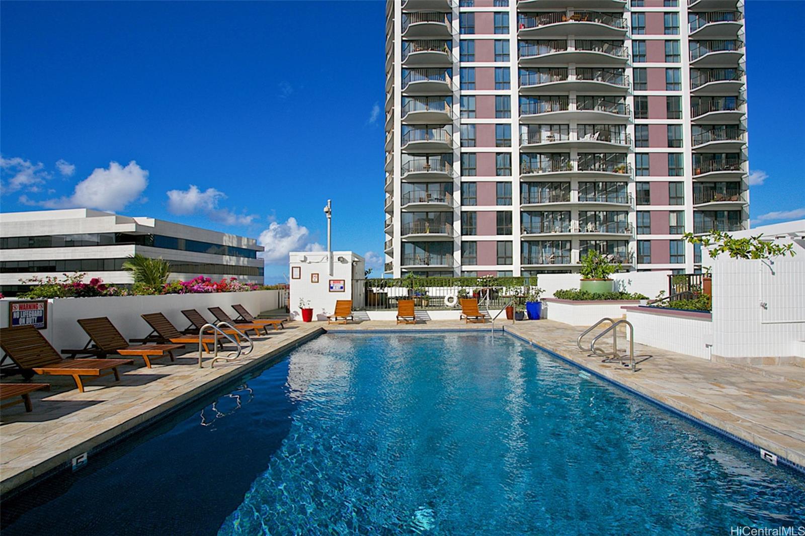 Harbor Square condo # 1105, Honolulu, Hawaii - photo 23 of 25