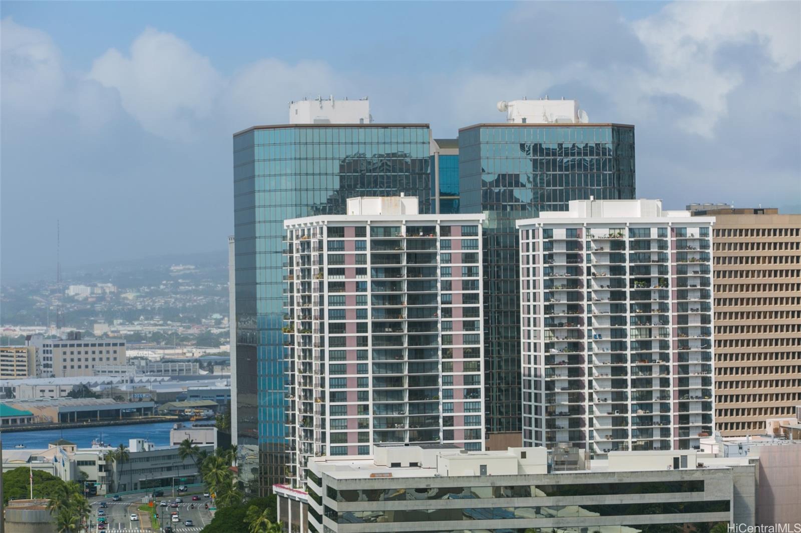 Harbor Square condo # 1105, Honolulu, Hawaii - photo 24 of 25