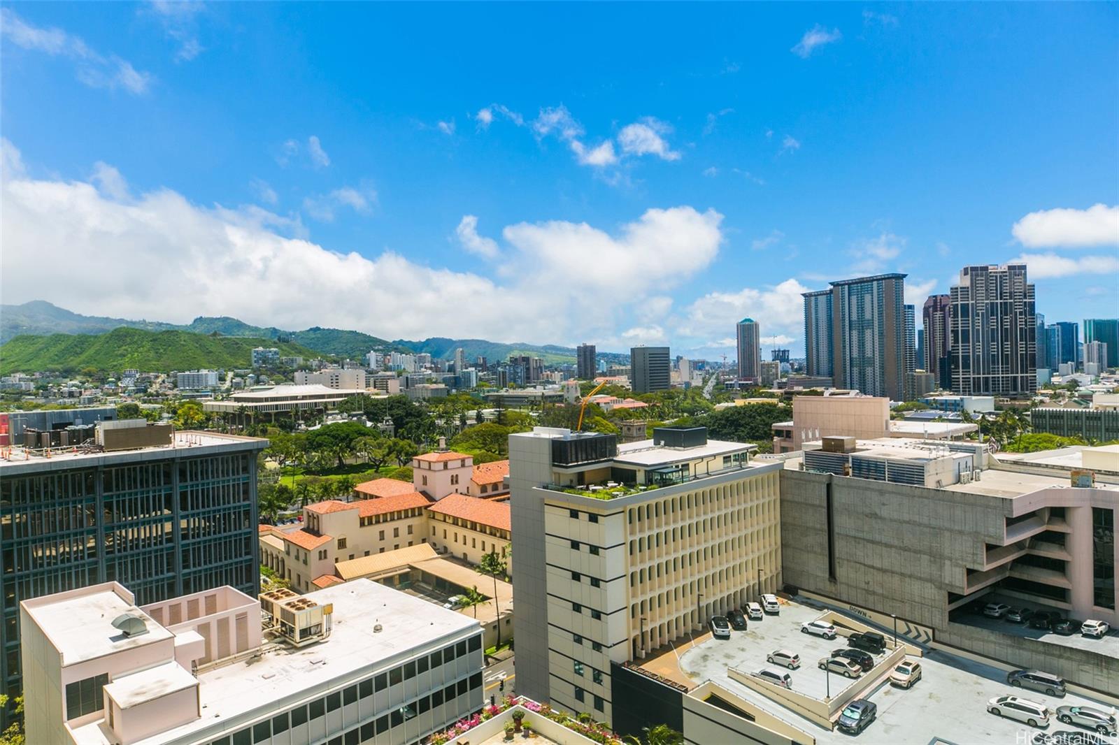 Harbor Square condo # 1704, Honolulu, Hawaii - photo 14 of 25