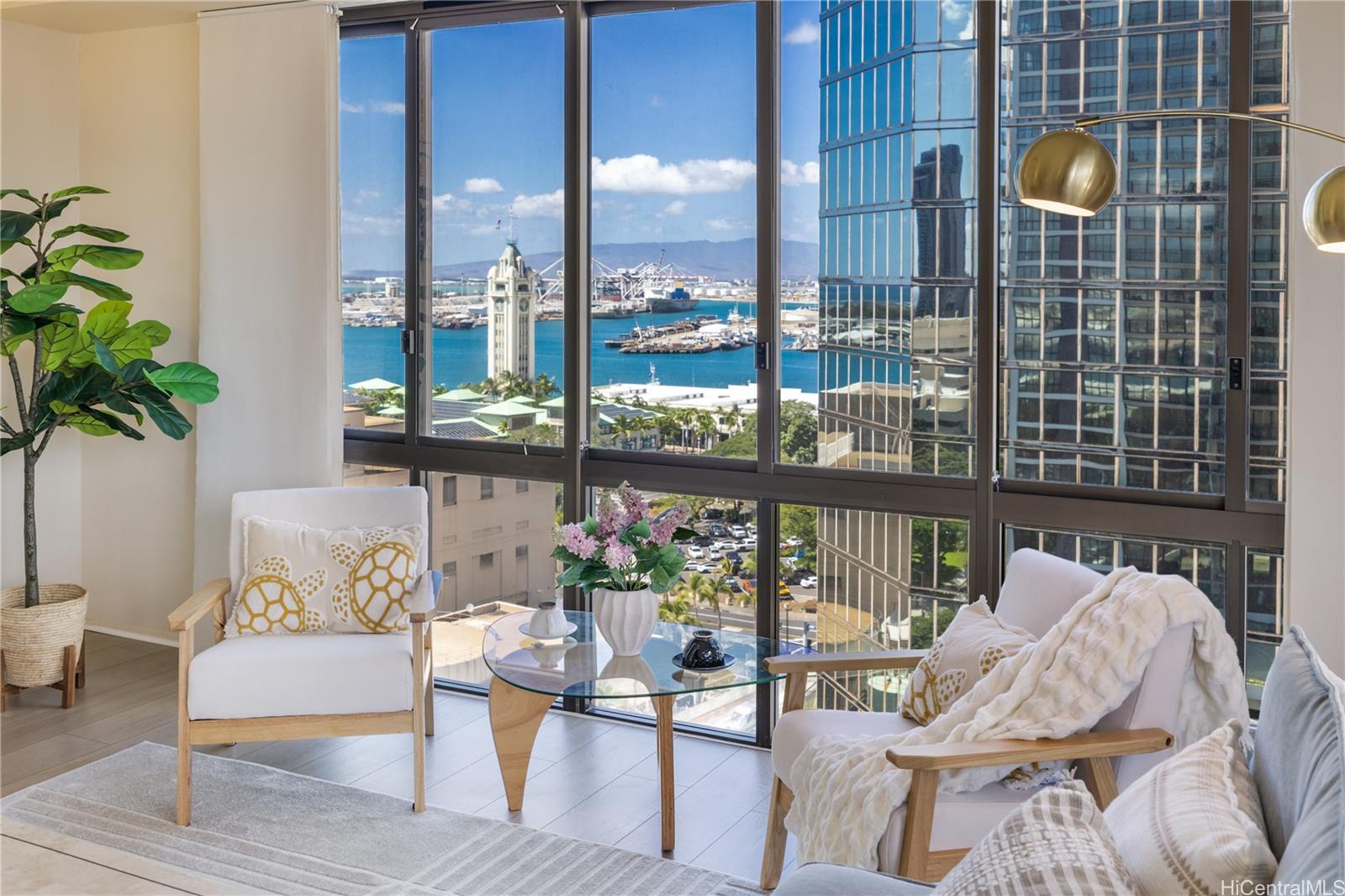 Harbor Square condo # 1704, Honolulu, Hawaii - photo 15 of 25