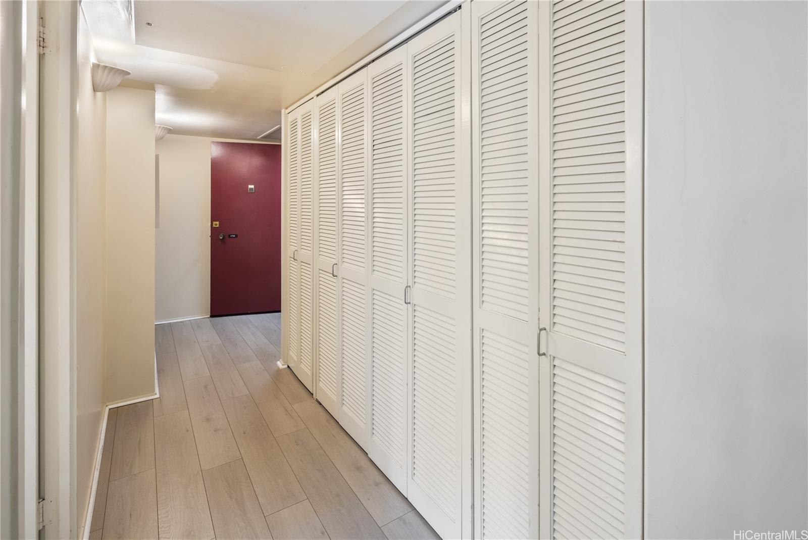 Harbor Square condo # 1704, Honolulu, Hawaii - photo 18 of 25