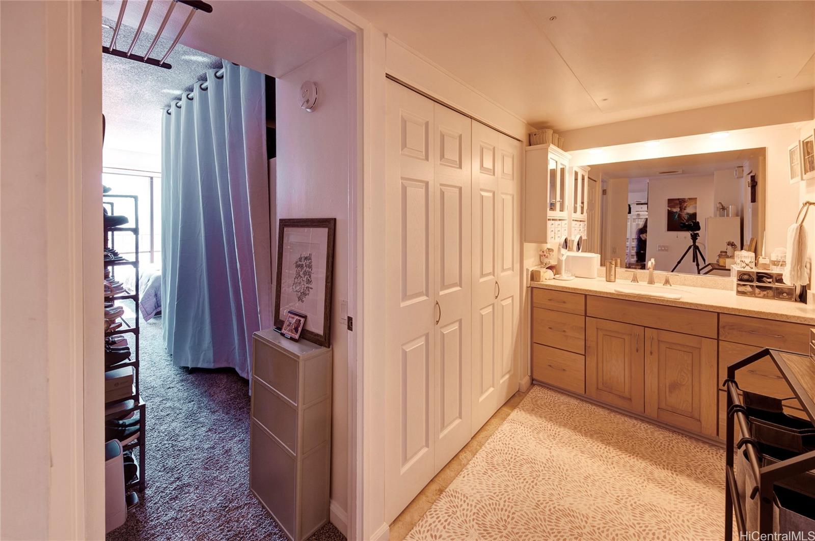 Harbor Square condo # 1708, Honolulu, Hawaii - photo 16 of 25