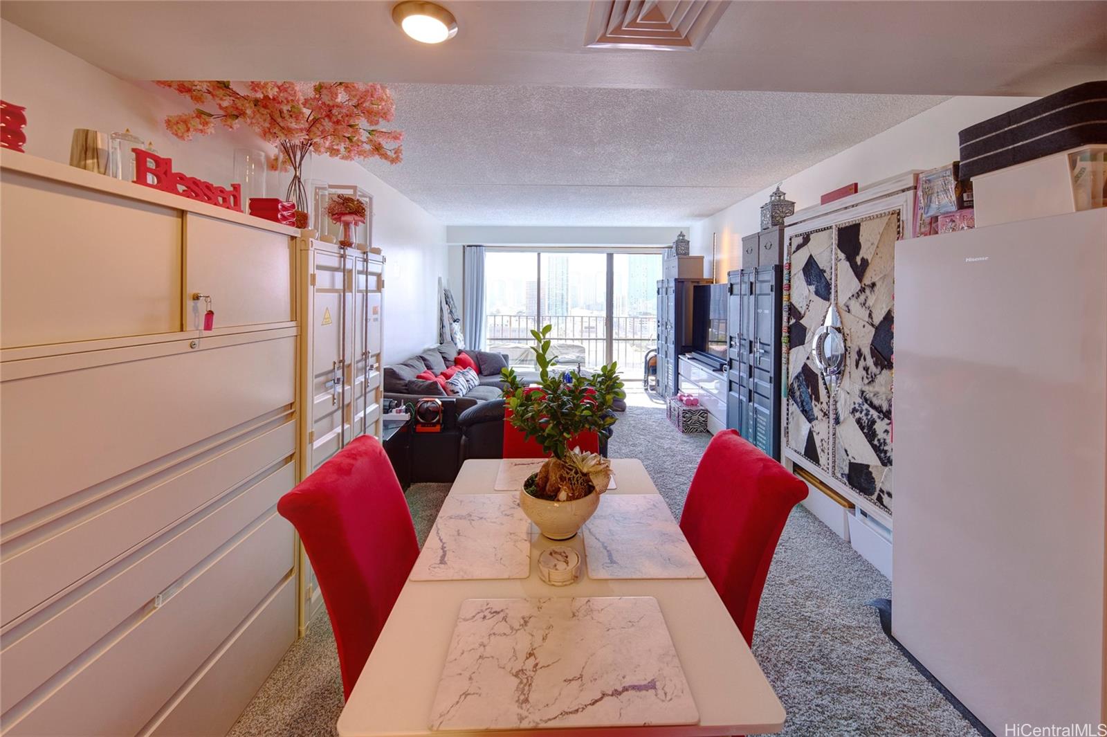 Harbor Square condo # 1708, Honolulu, Hawaii - photo 4 of 25