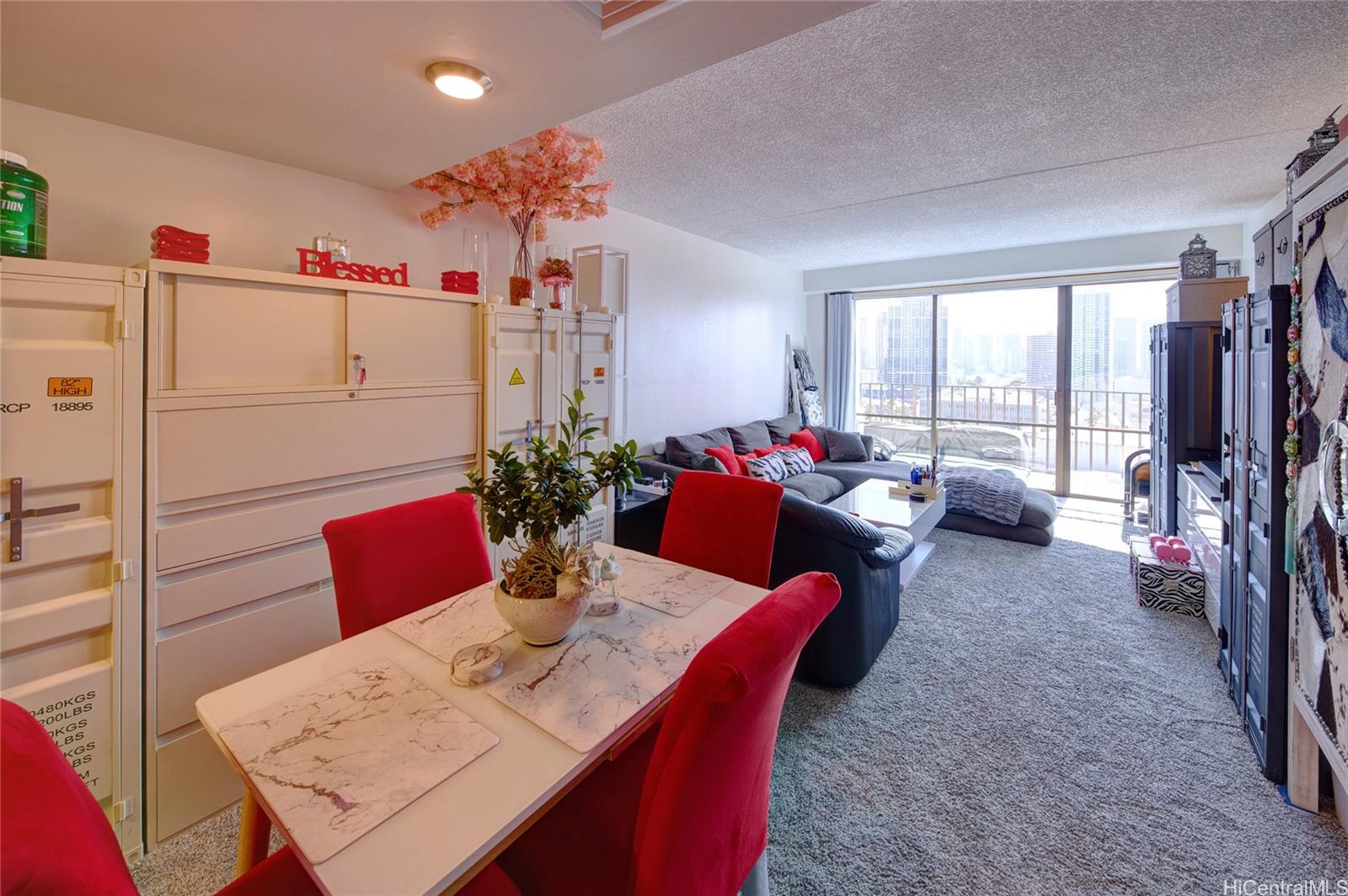 Harbor Square condo # 1708, Honolulu, Hawaii - photo 5 of 25