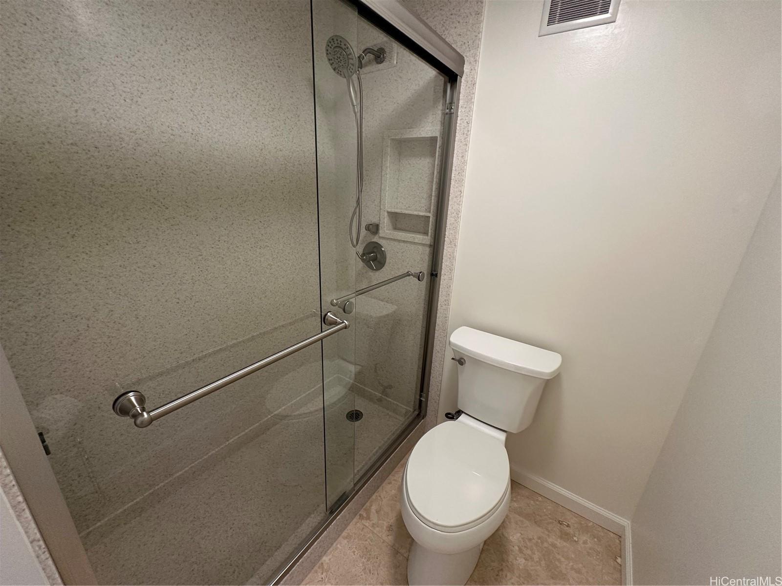 Harbor Square condo # 1708, Honolulu, Hawaii - photo 6 of 19