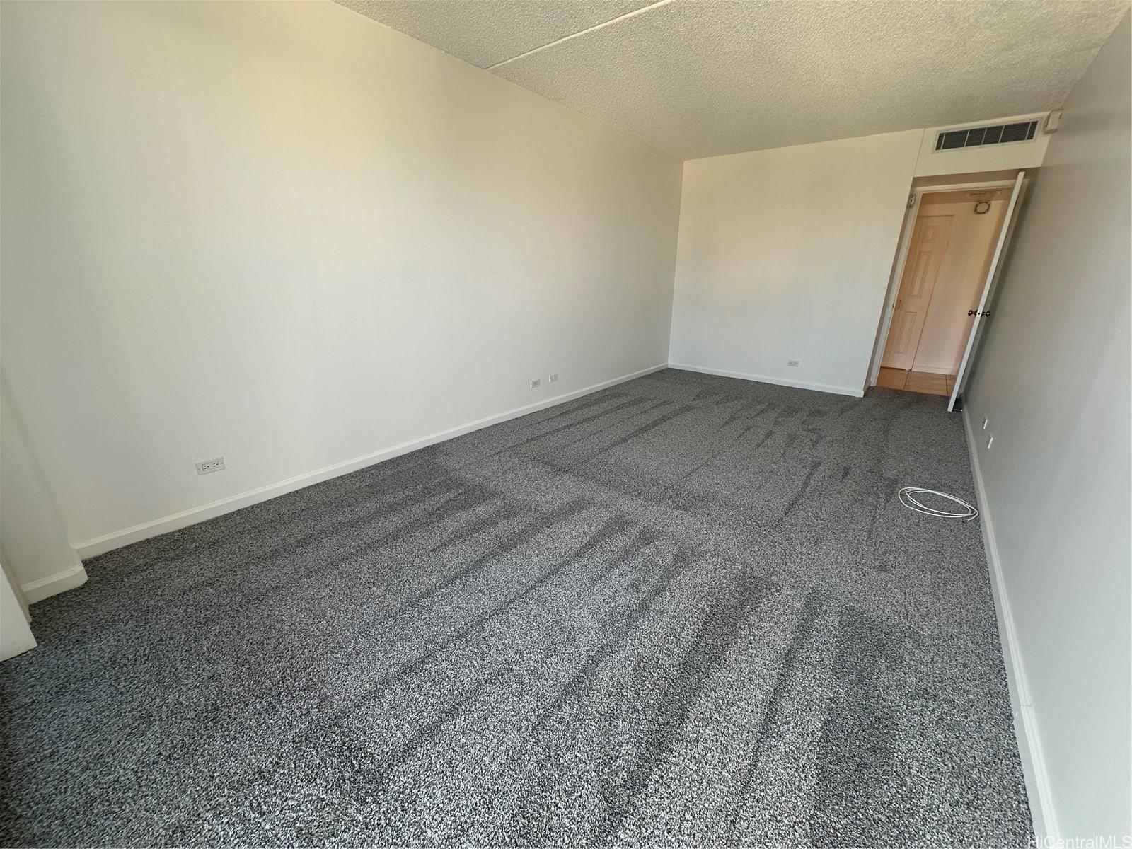 Harbor Square condo # 1708, Honolulu, Hawaii - photo 8 of 19