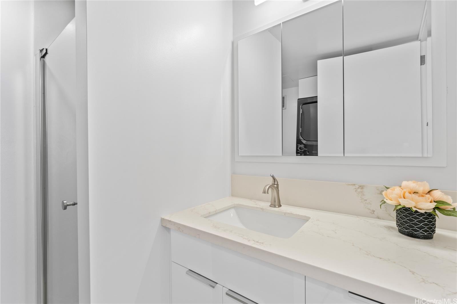 Harbor Square condo # 1709, Honolulu, Hawaii - photo 20 of 25